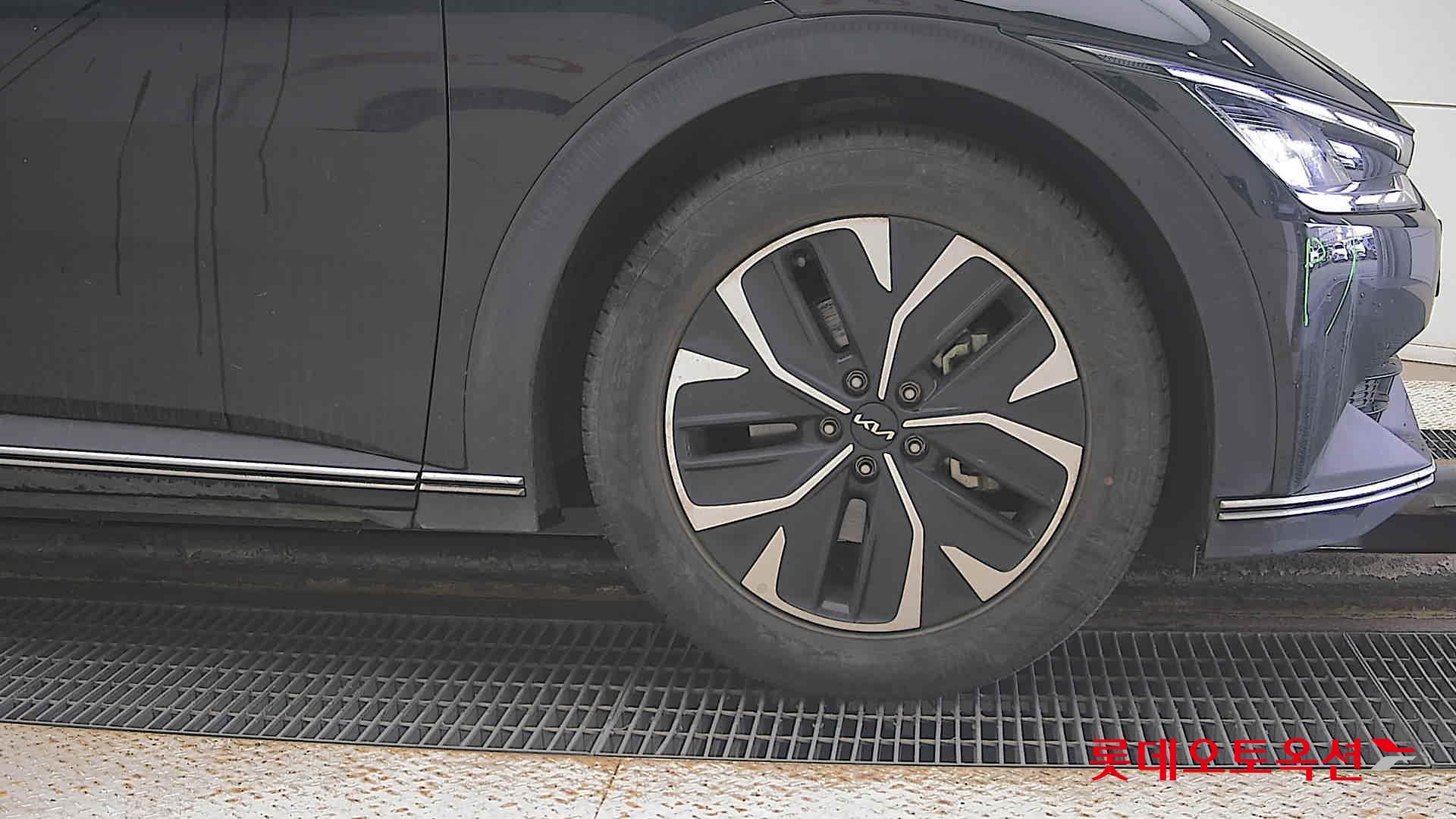 Kia EV6 id 3471564 из Кореи 23