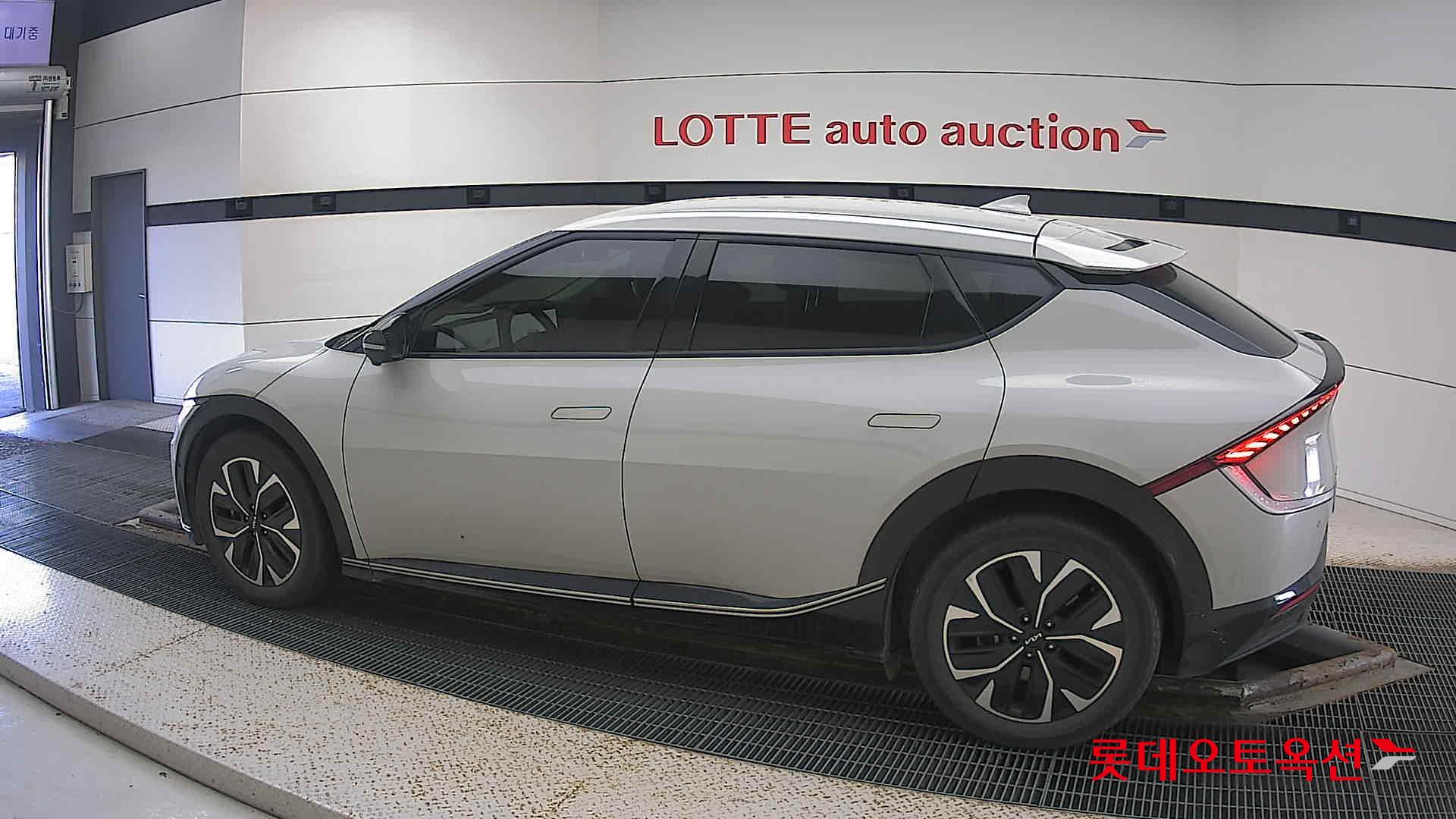 Kia EV6 id 3446741 из Кореи 11