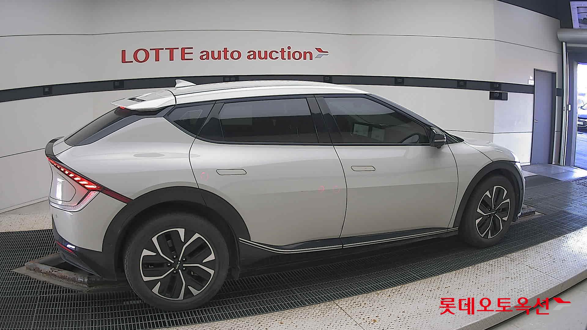 Kia EV6 id 3446741 из Кореи 18