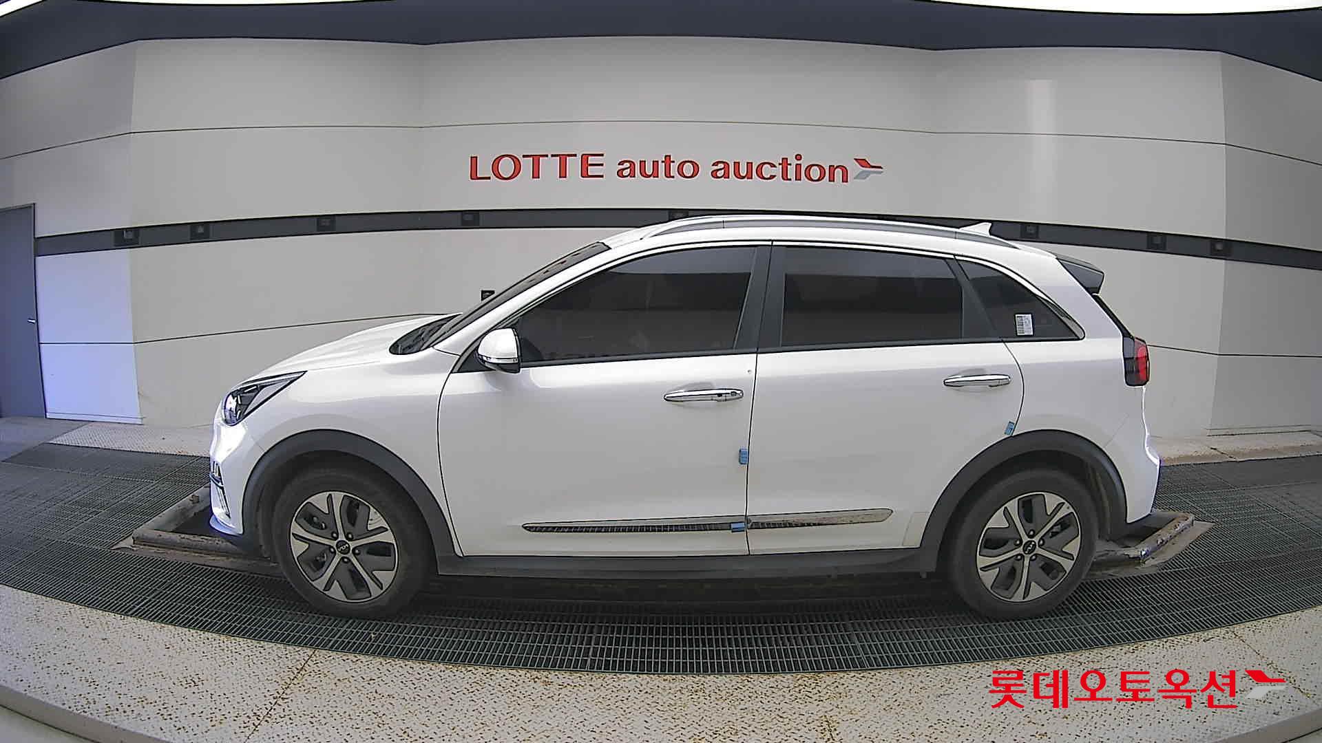 Kia Niro EV id 3446730 из Кореи 7