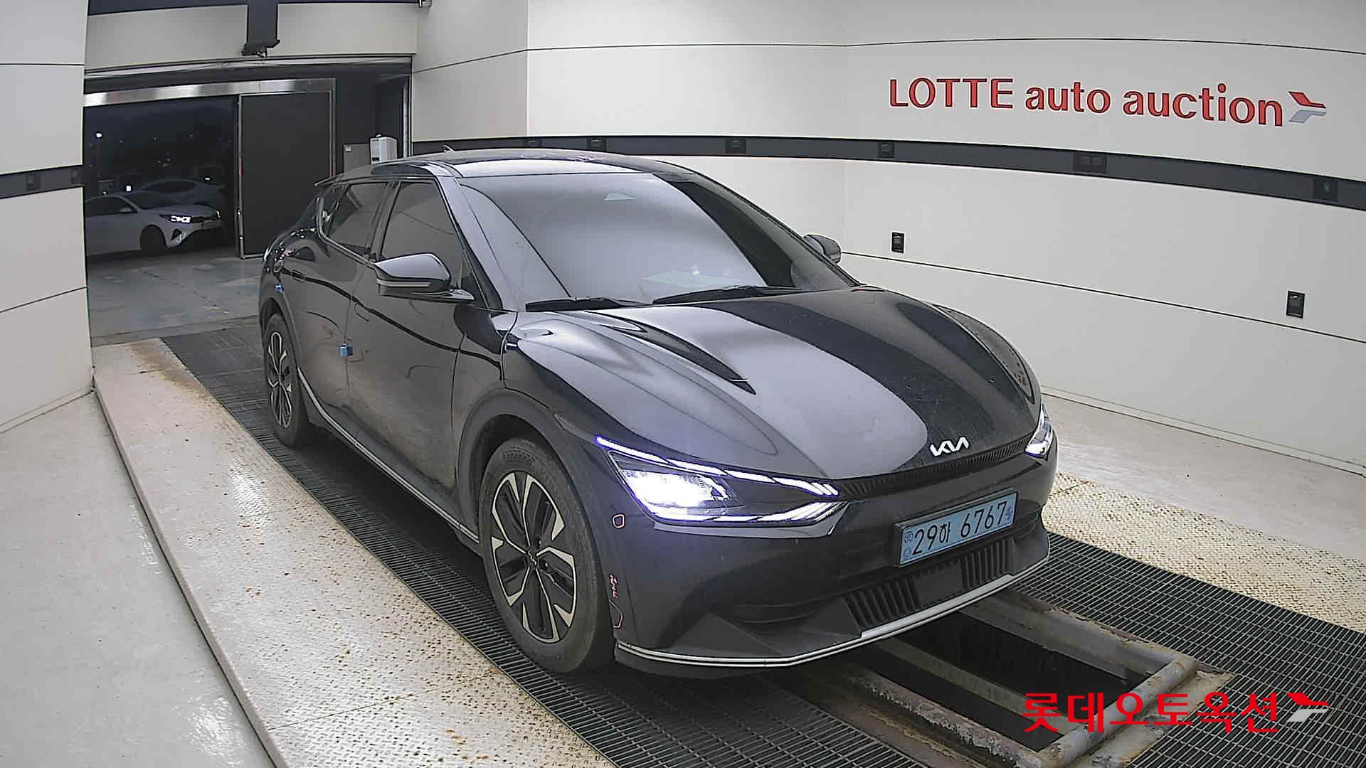 Kia EV6 2022 Aurora Black Pearl из Кореи, фото 2
