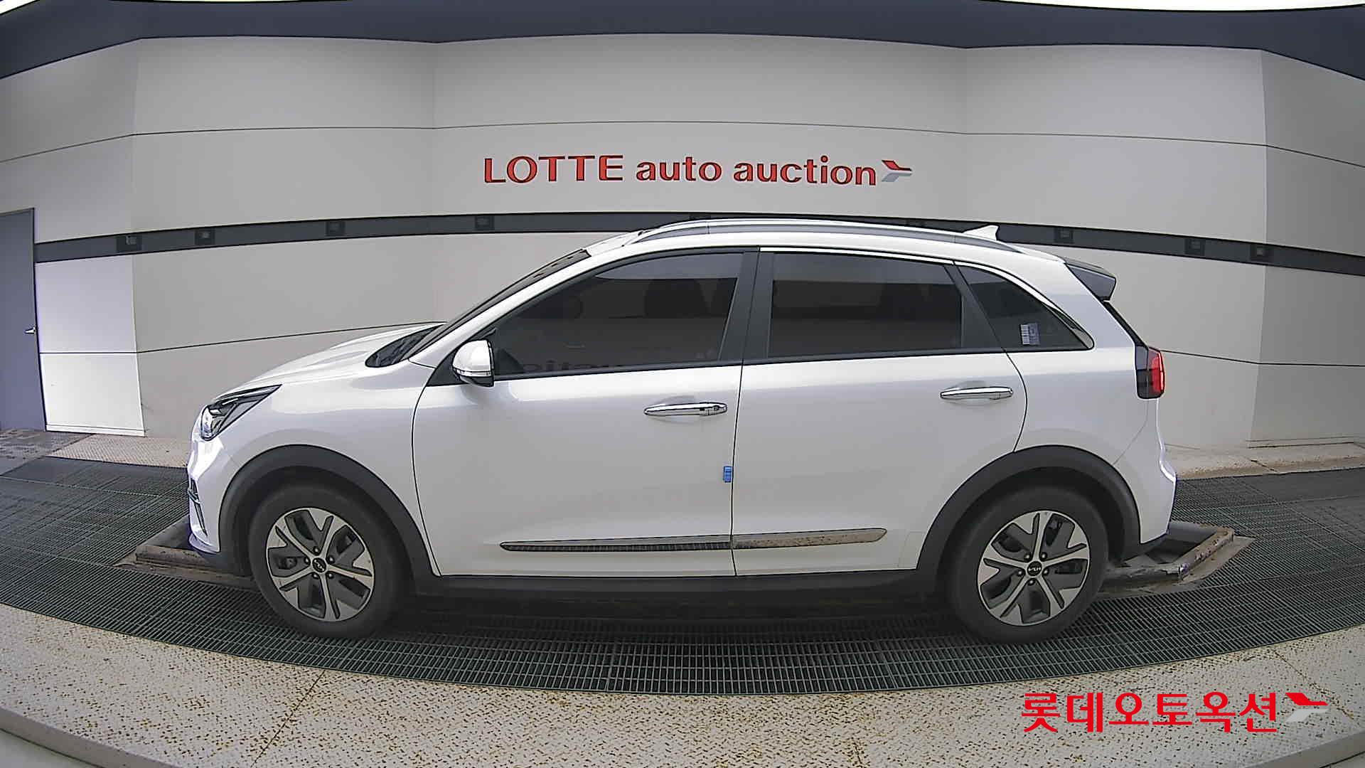 Kia Niro EV id 3471565 из Кореи 7