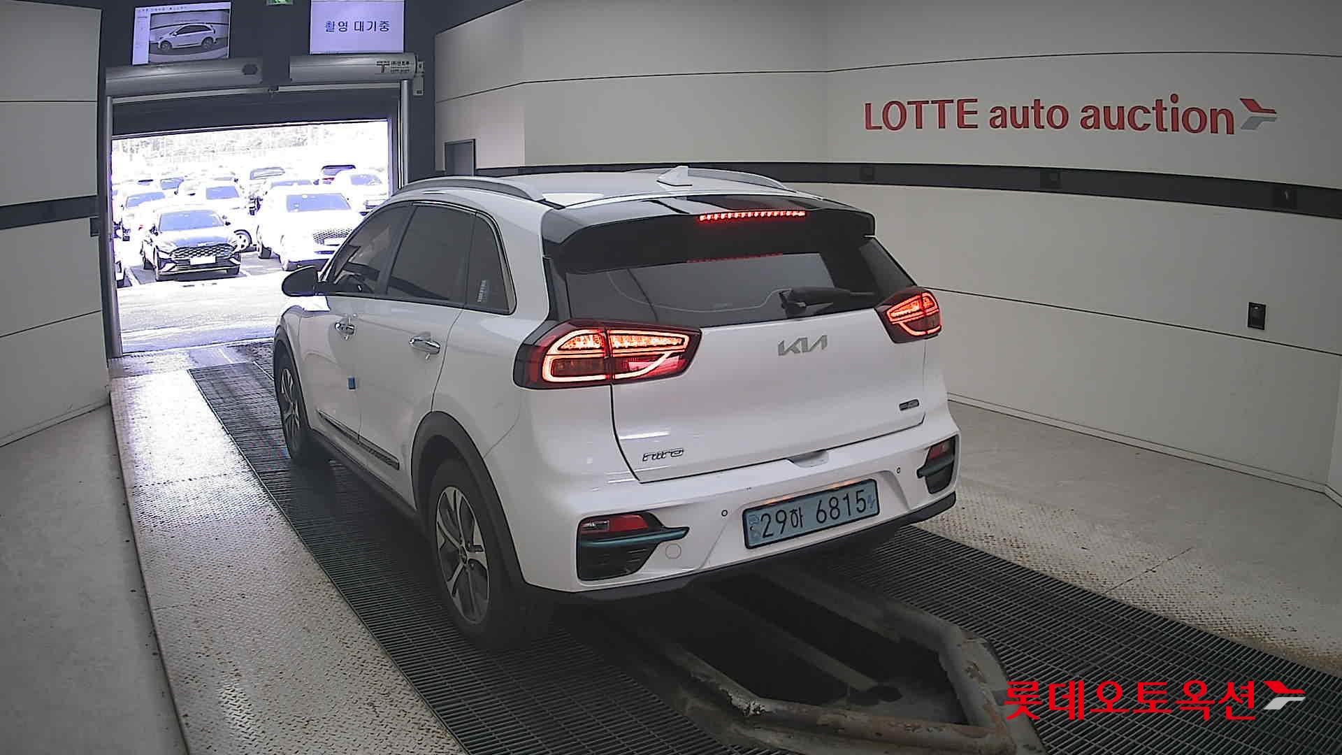 Kia Niro EV id 3471565 из Кореи 9