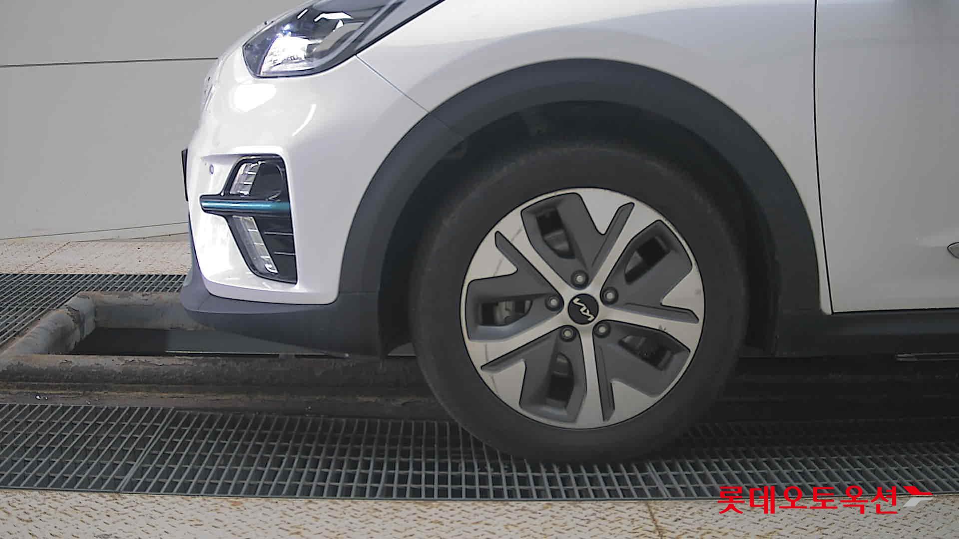 Kia Niro EV id 3471565 из Кореи 21