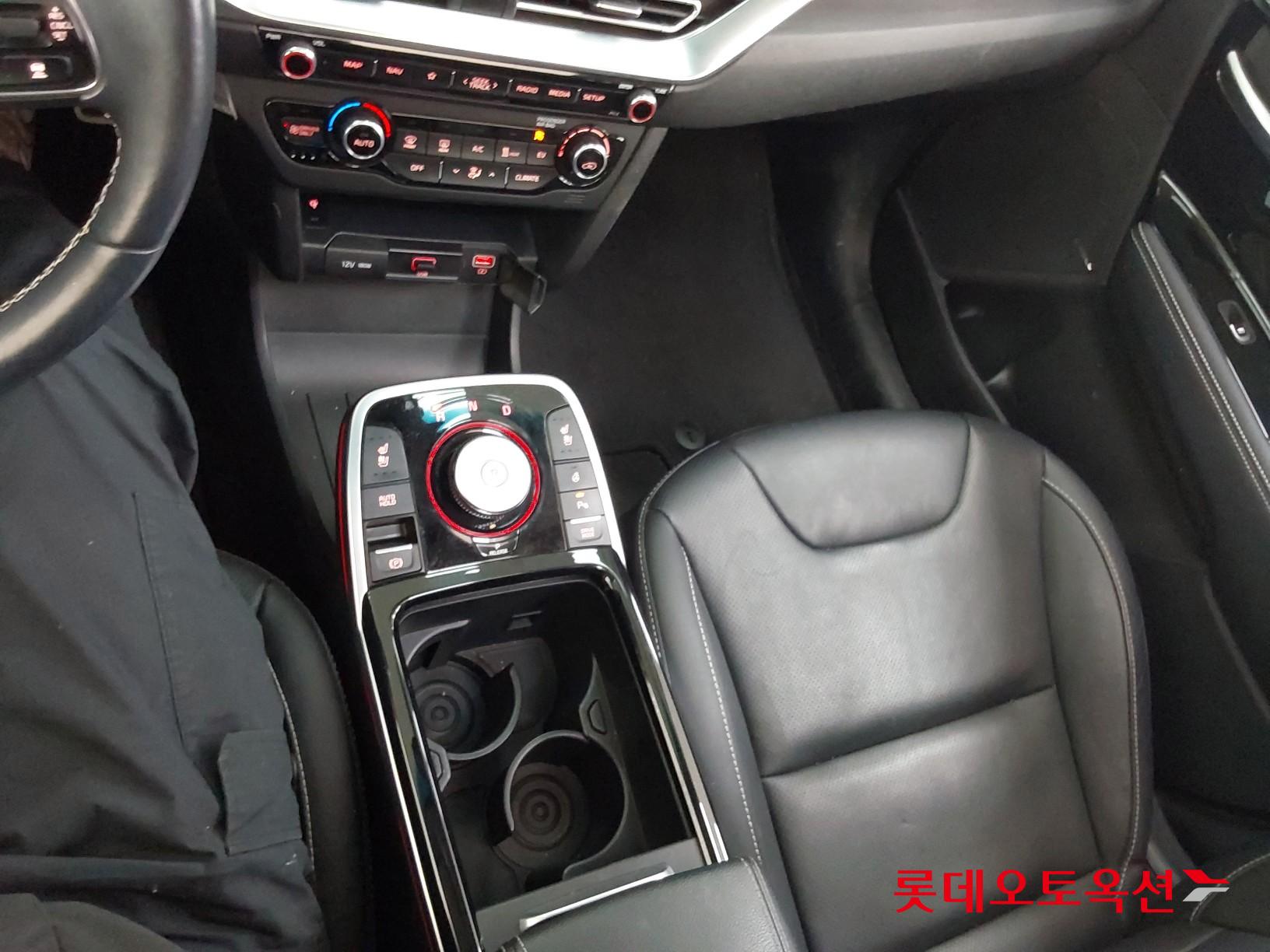 Kia Niro EV id 3471565 из Кореи 33