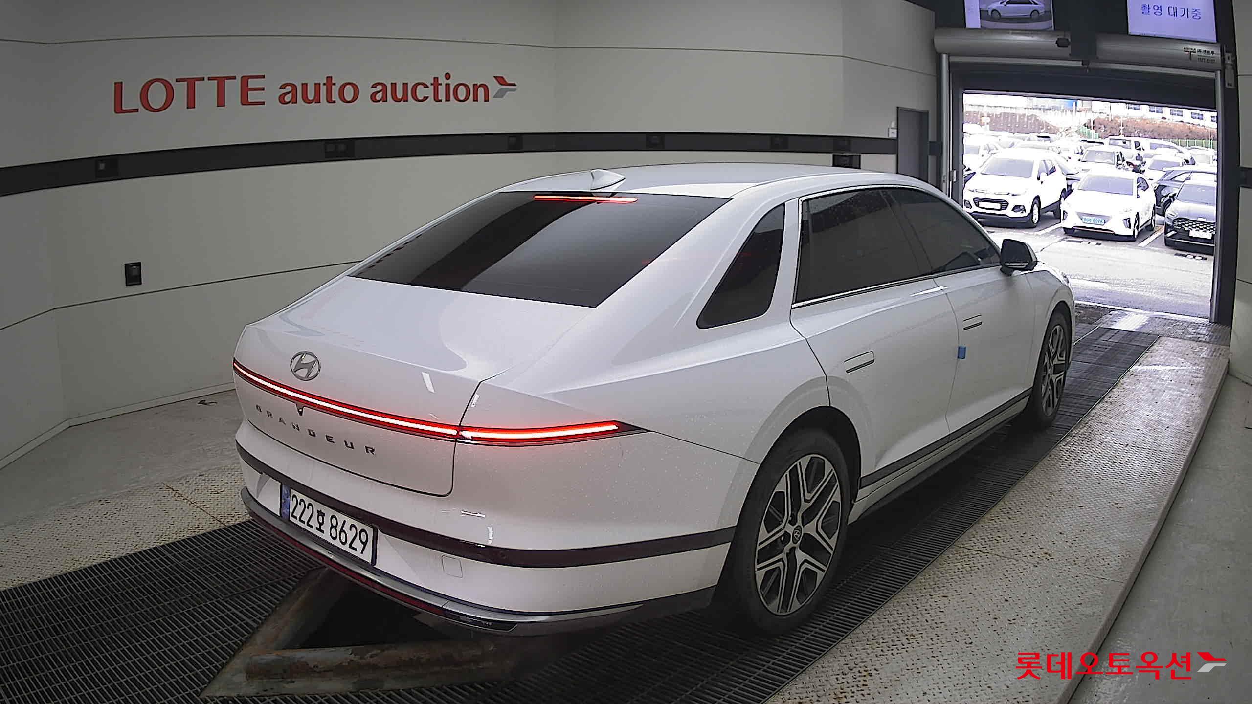 Hyundai Grandeur Hybrid 2025 Serenity White Pearl из Кореи, фото 4