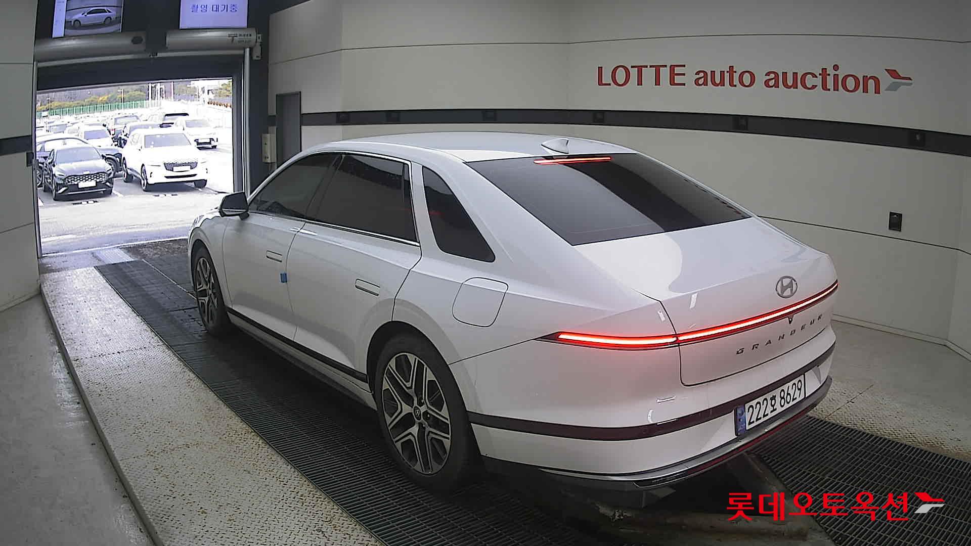 Hyundai Grandeur Hybrid 2025 Serenity White Pearl из Кореи, фото 6