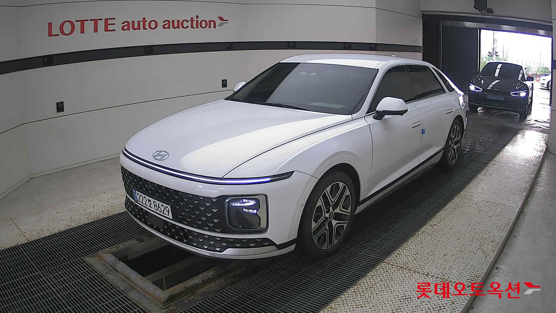 Hyundai Grandeur Hybrid id 3471663 из Кореи 14