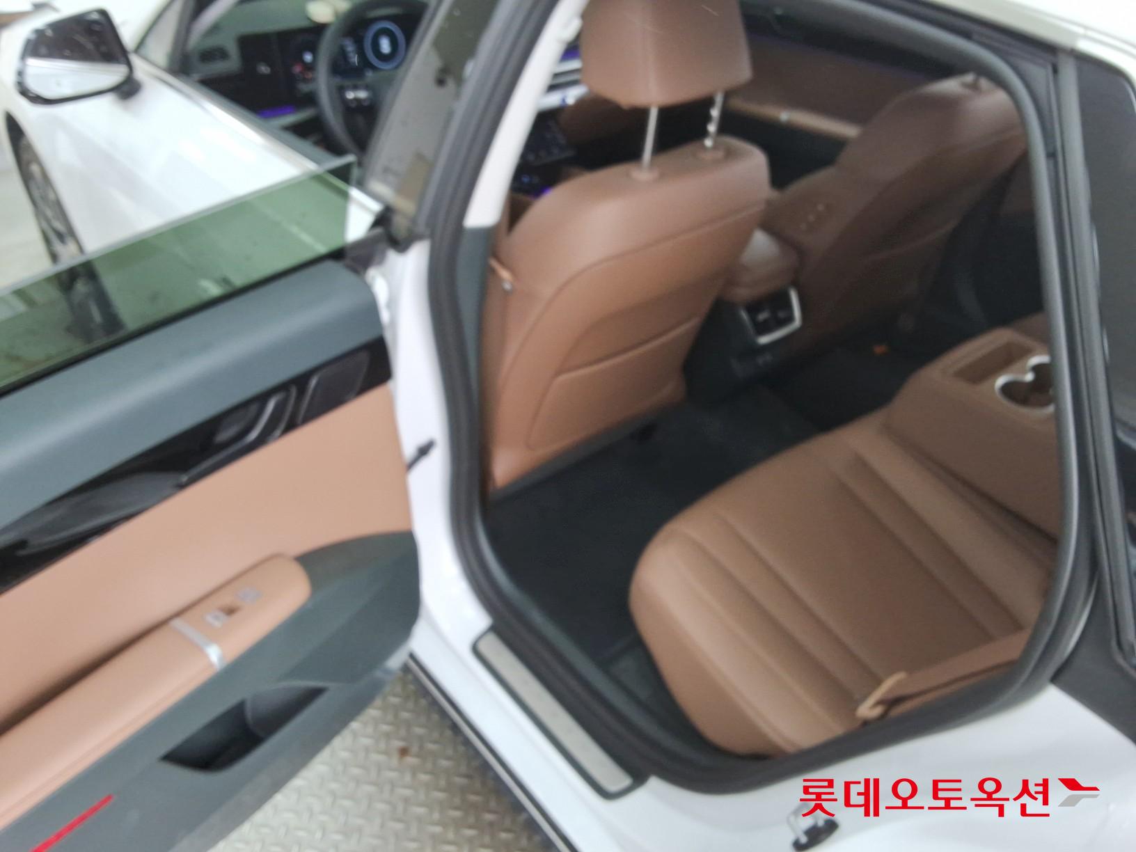 Hyundai Grandeur Hybrid id 3471663 из Кореи 36