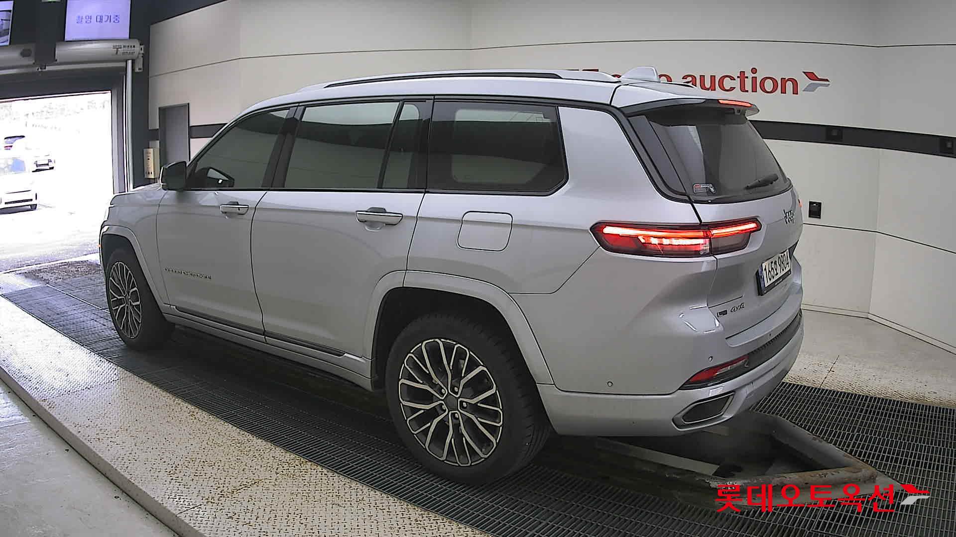 Jeep Straw Grand Cherokee L id 3466750 из Кореи 10