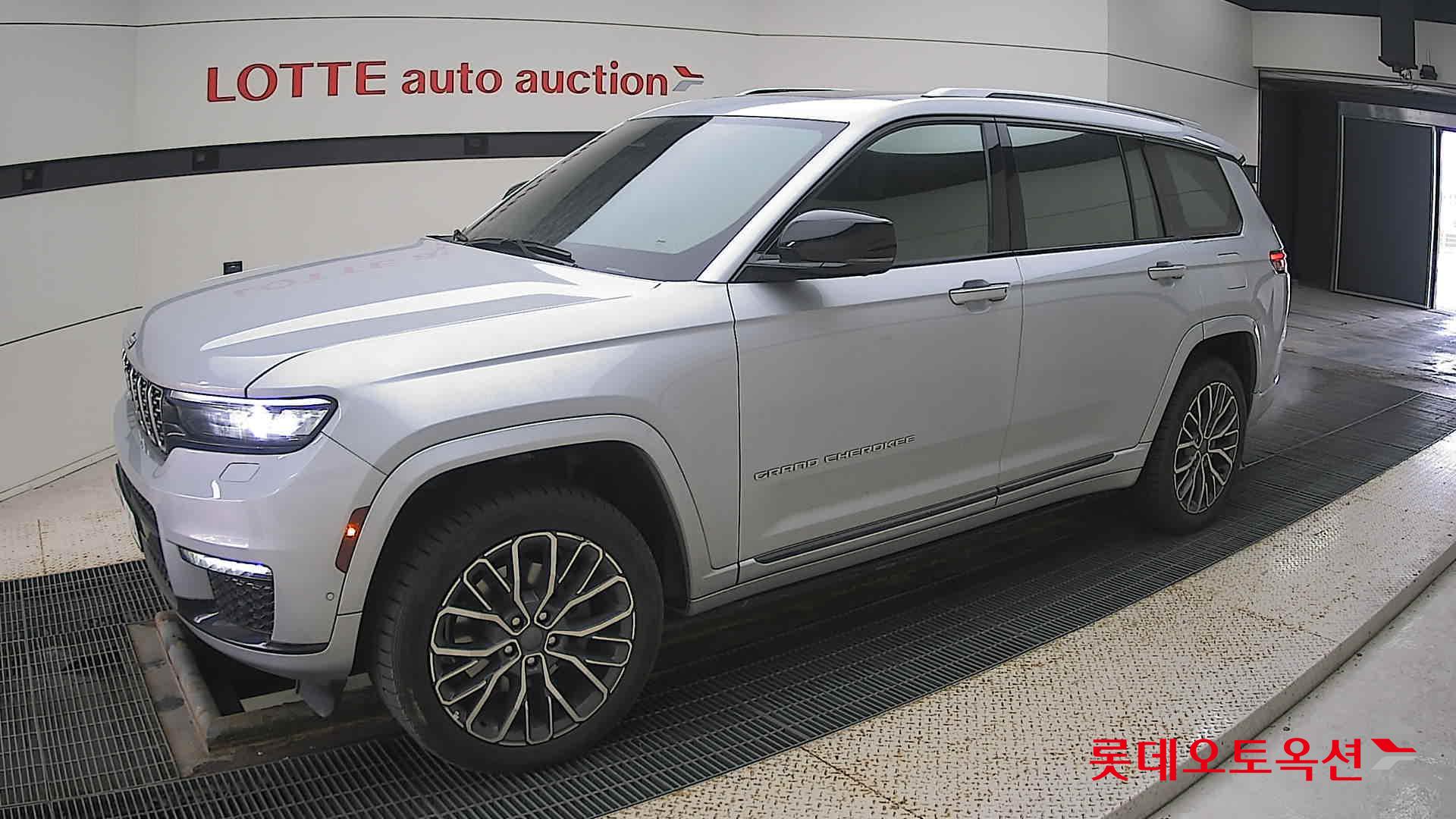 Jeep Straw Grand Cherokee L id 3466750 из Кореи 13