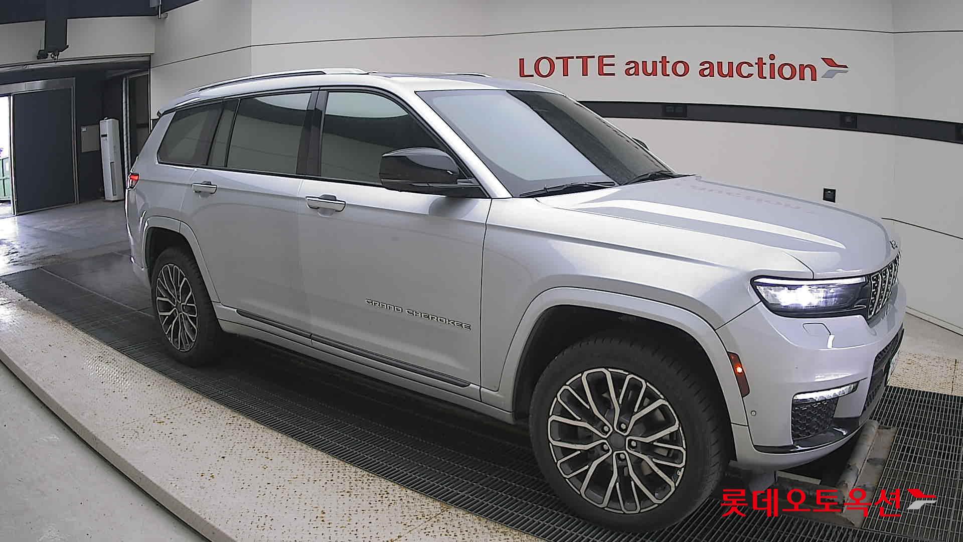 Jeep Straw Grand Cherokee L id 3466750 из Кореи 16