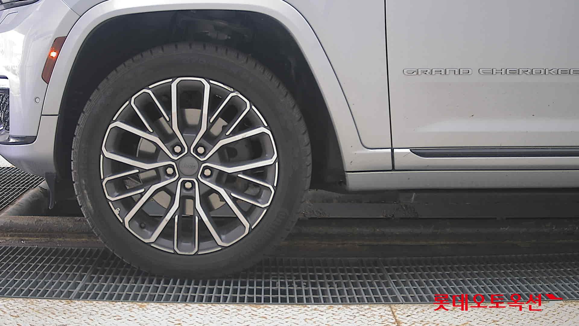 Jeep Straw Grand Cherokee L id 3466750 из Кореи 21