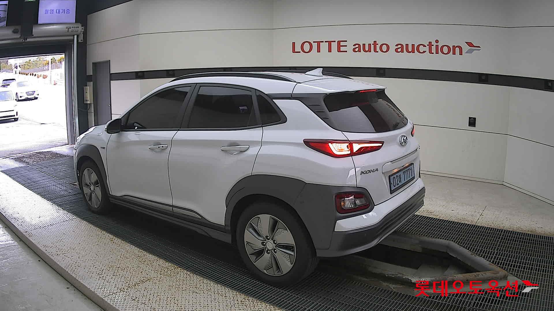 Hyundai KONA Electric id 3436586 из Кореи 10