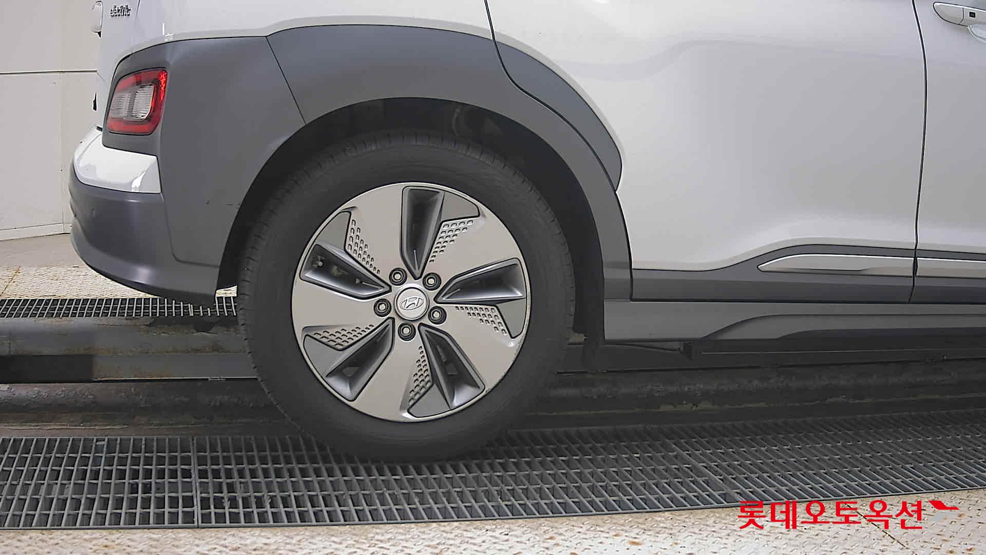 Hyundai KONA Electric id 3436586 из Кореи 24