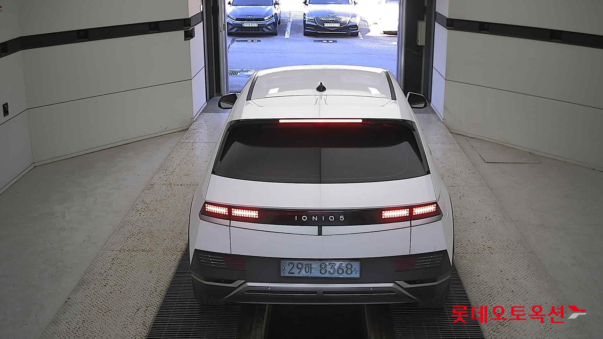 Hyundai IONIQ 5 2022 Atlas White из Кореи, фото 5