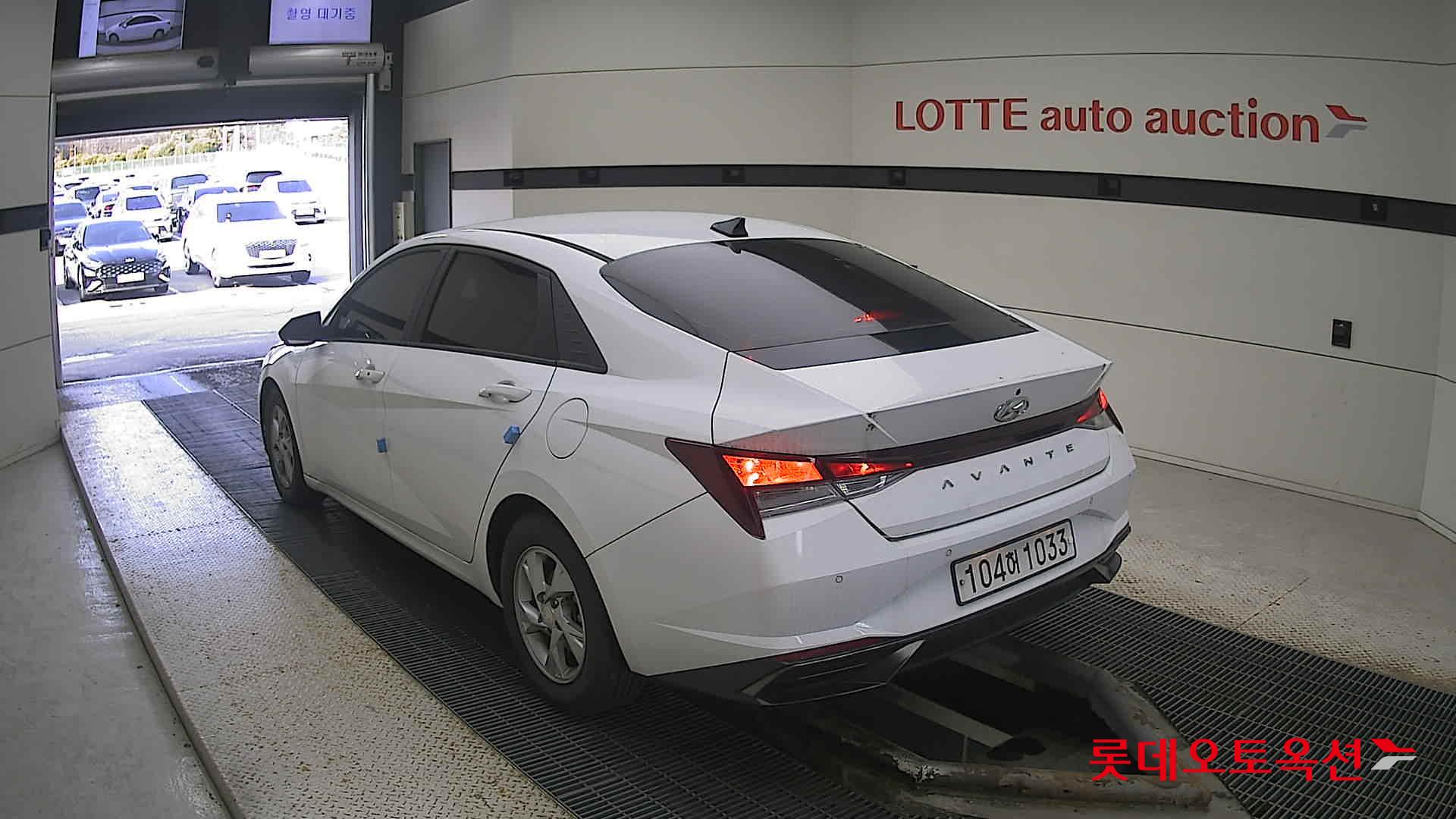 Hyundai Avante 2021 Polar White из Кореи, фото 6