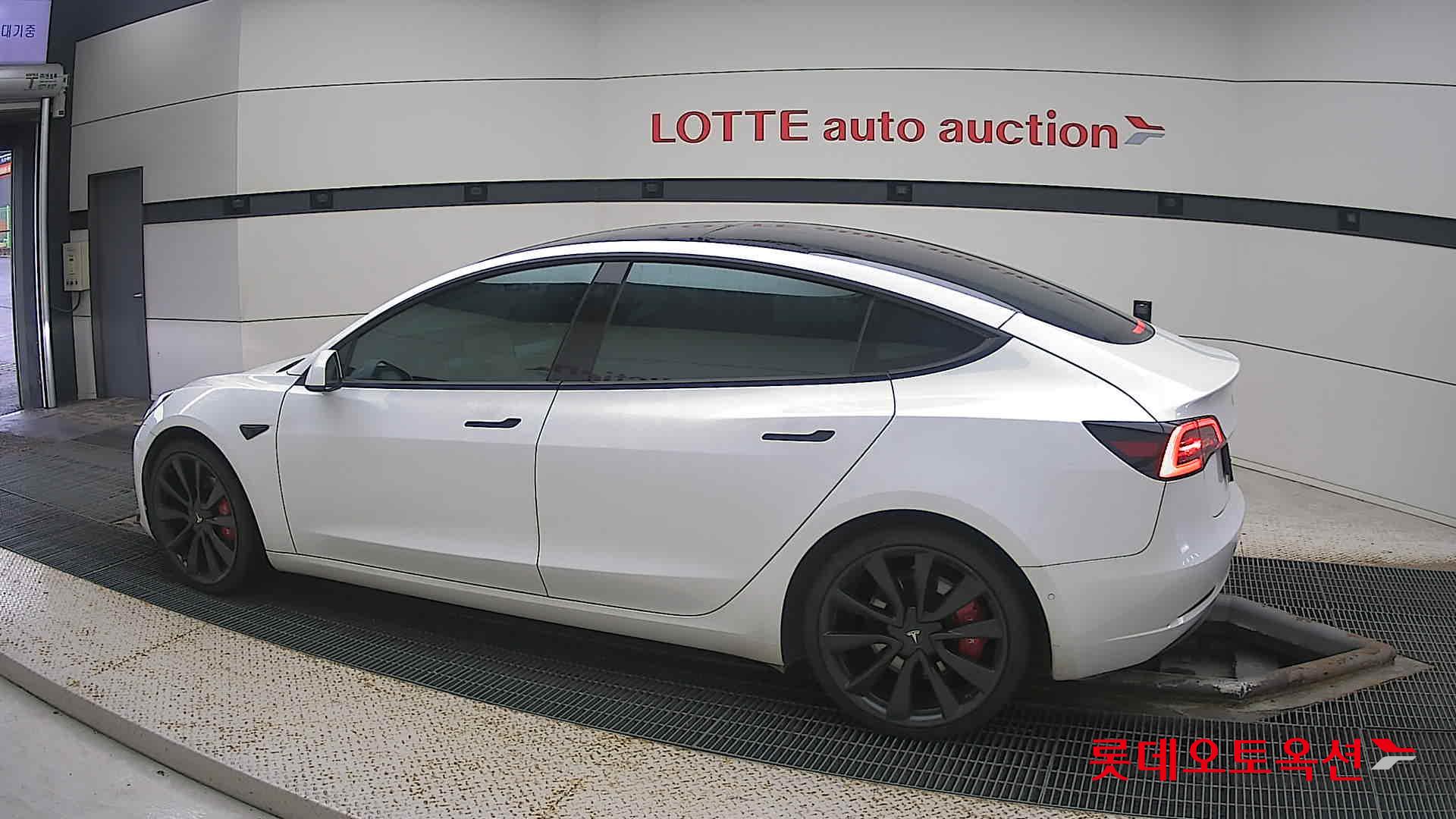 Tesla Model 3 Long Range id 3471600 из Кореи 11