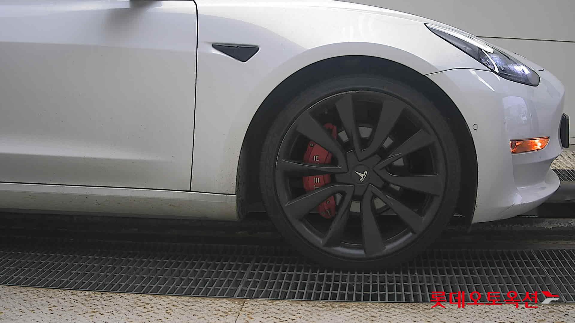 Tesla Model 3 Long Range id 3471600 из Кореи 23