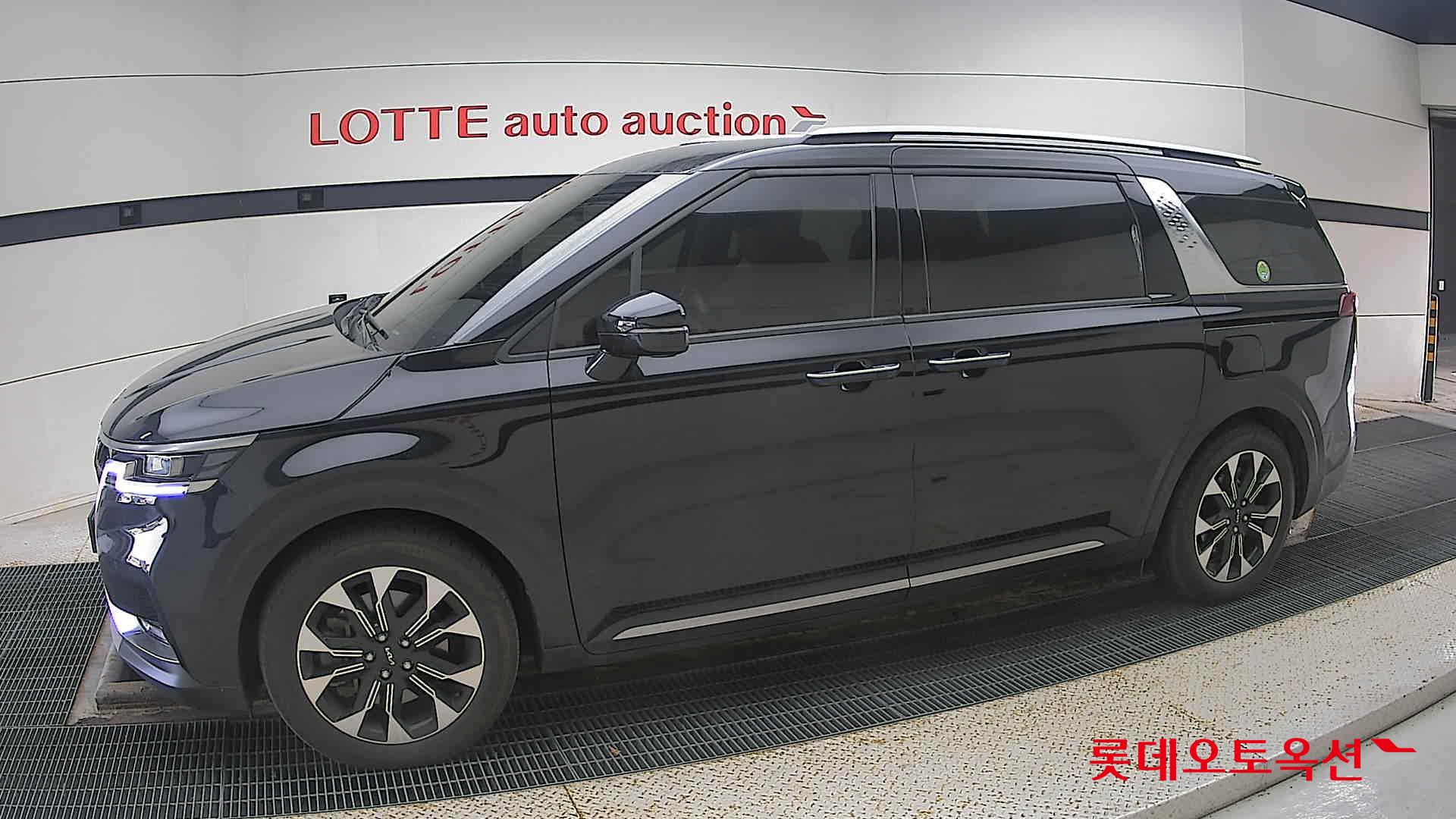 Kia Carnival id 3436649 из Кореи 12