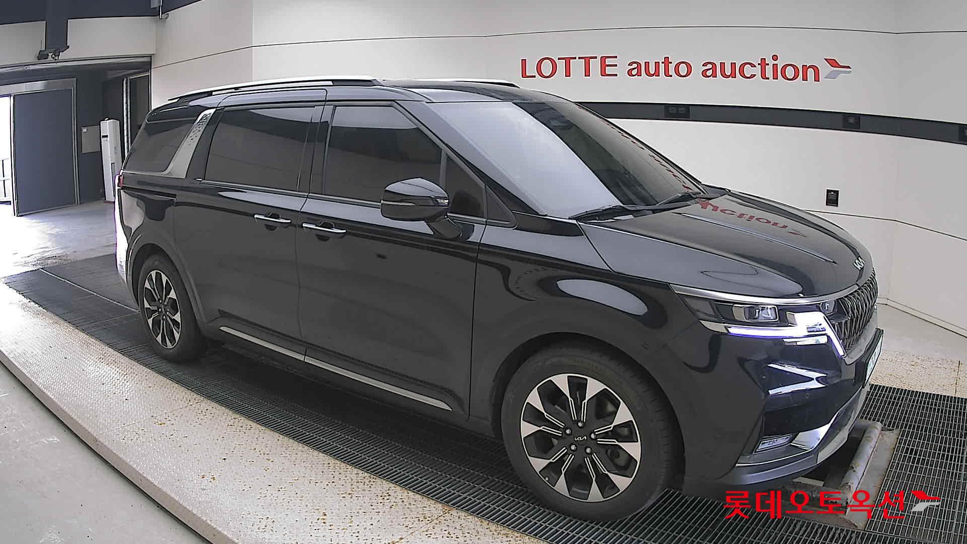 Kia Carnival id 3436649 из Кореи 16