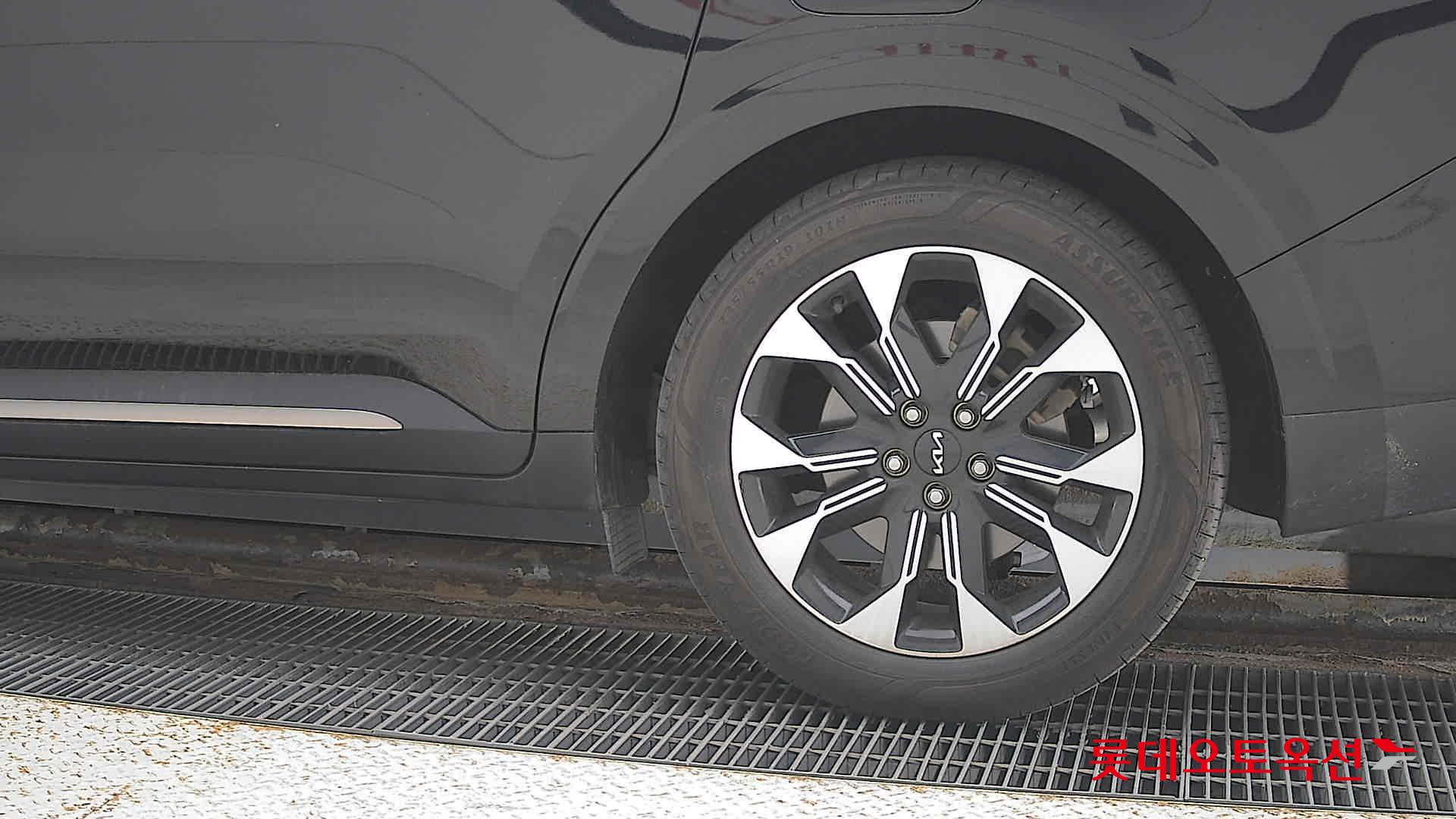 Kia Carnival id 3436649 из Кореи 22