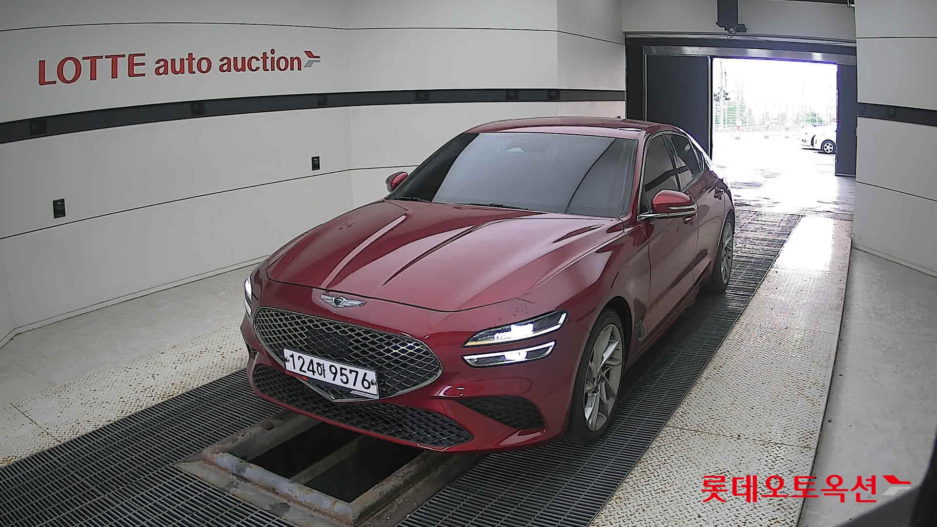 Hyundai G70 2022 Blazing Red из Кореи