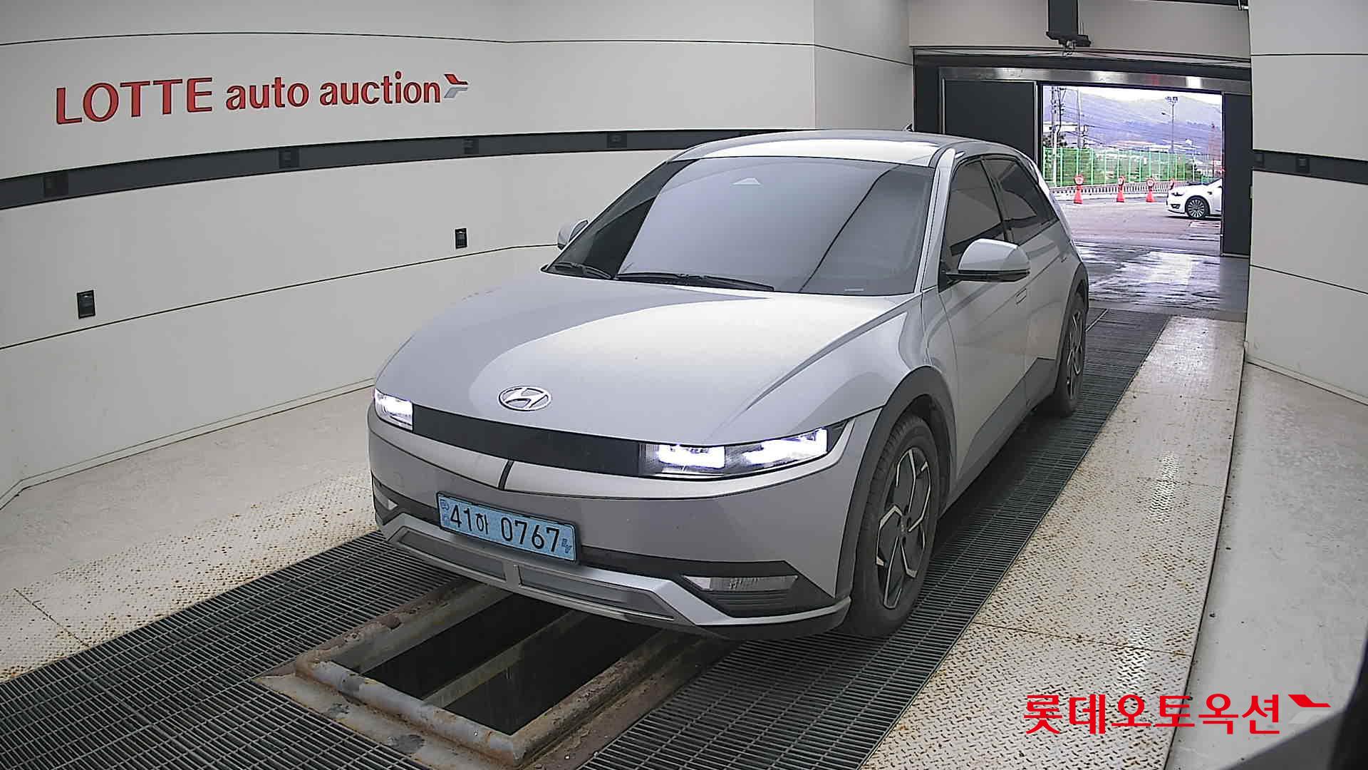 Hyundai IONIQ 5 2022 Cyber Grey Metallic из Кореи