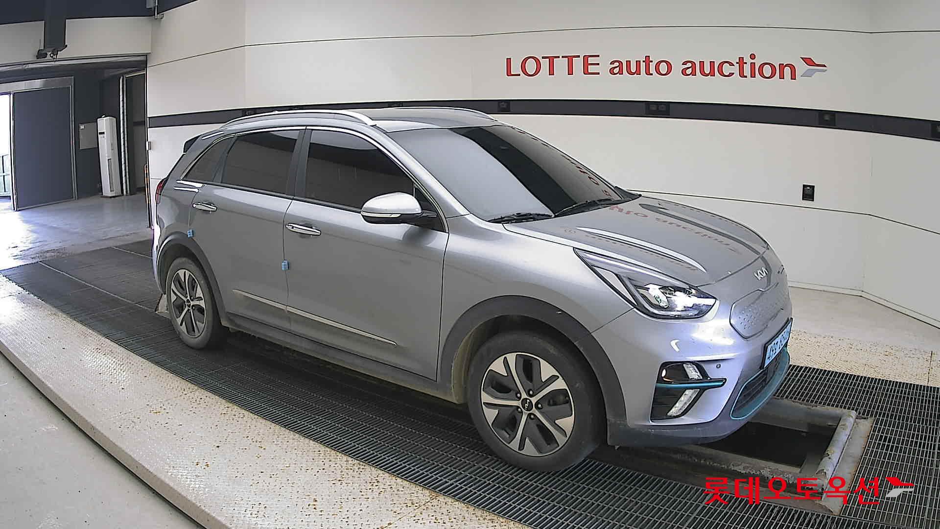 Kia Niro EV id 3446761 из Кореи 16
