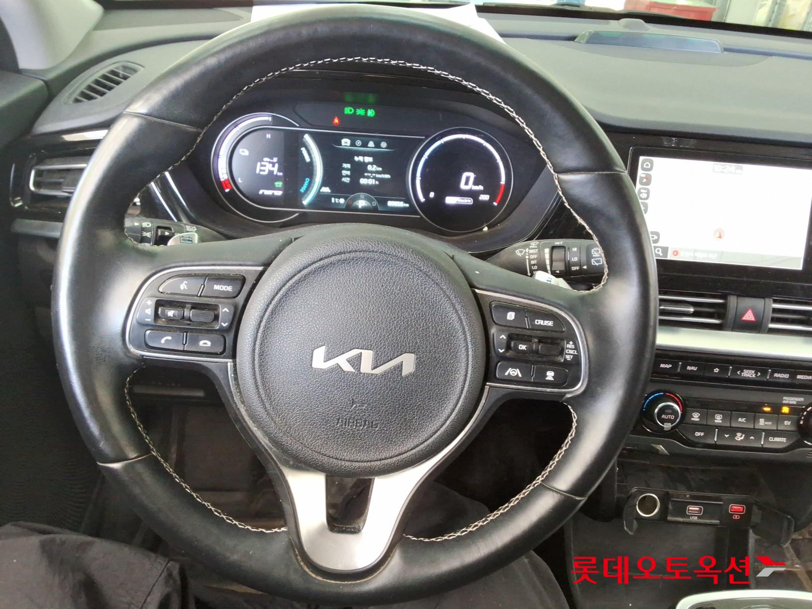 Kia Niro EV id 3446761 из Кореи 32