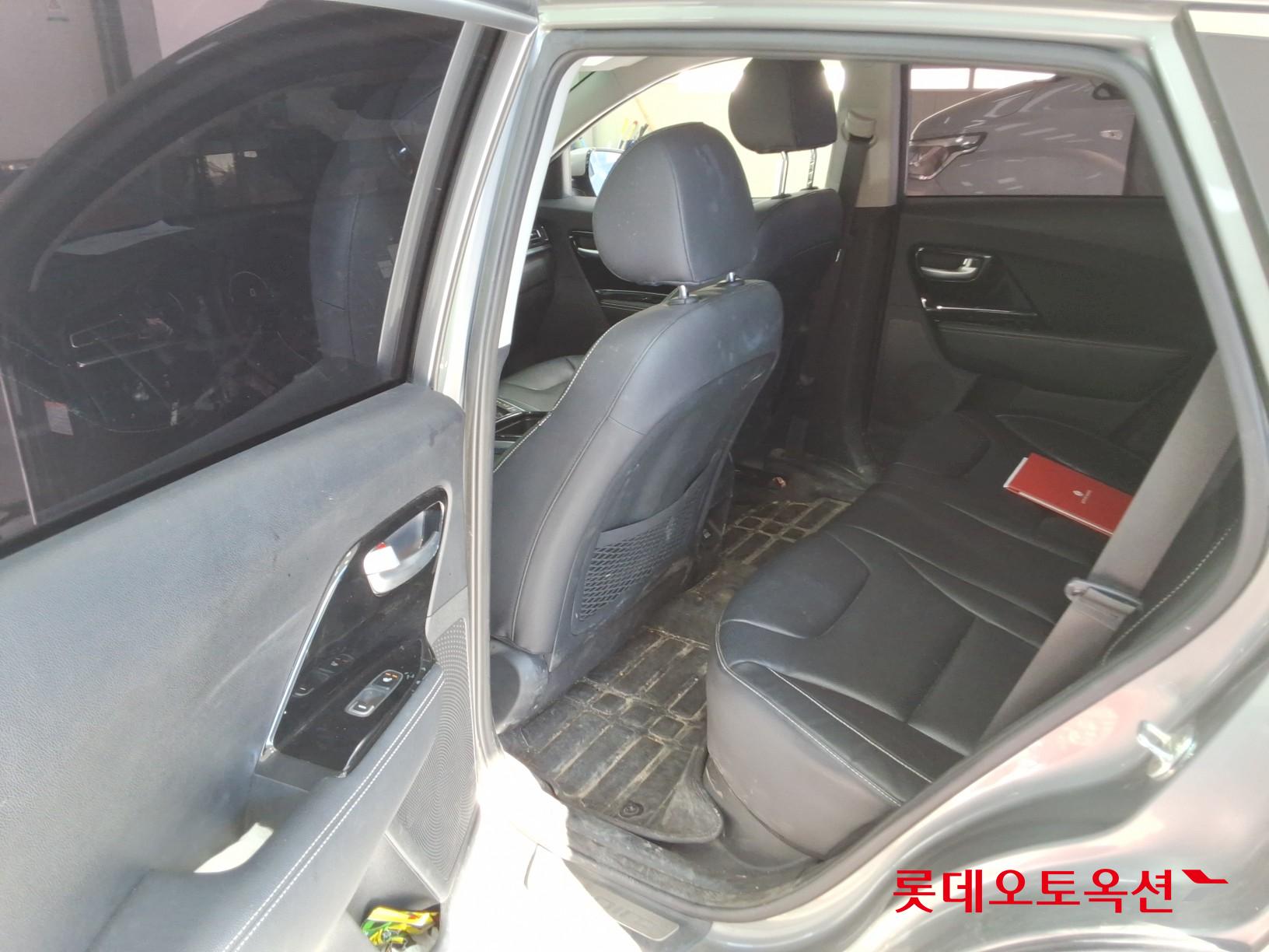 Kia Niro EV id 3446761 из Кореи 35