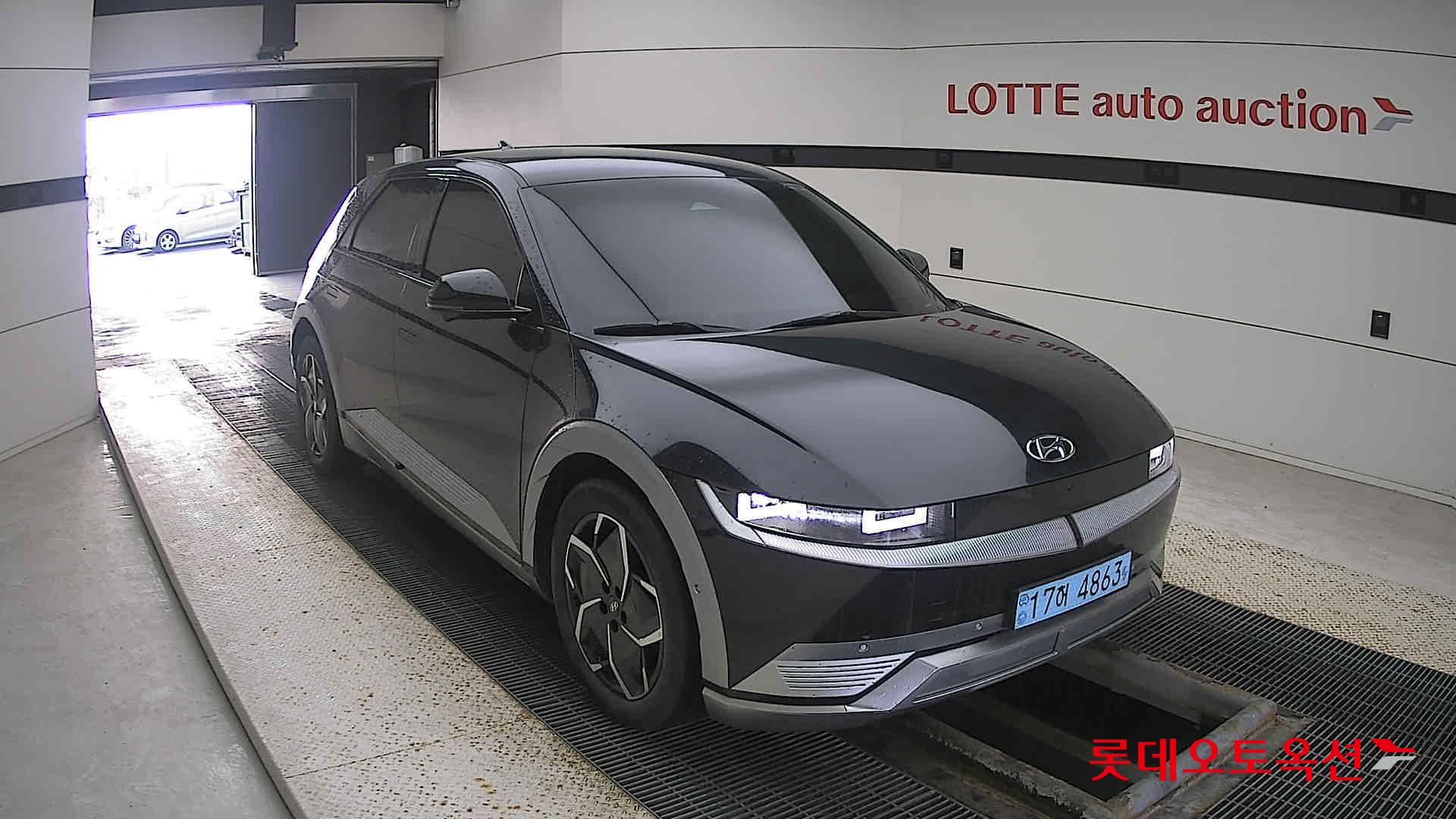 Hyundai IONIQ 5 2022 Phantom Black Pearl из Кореи, фото 2