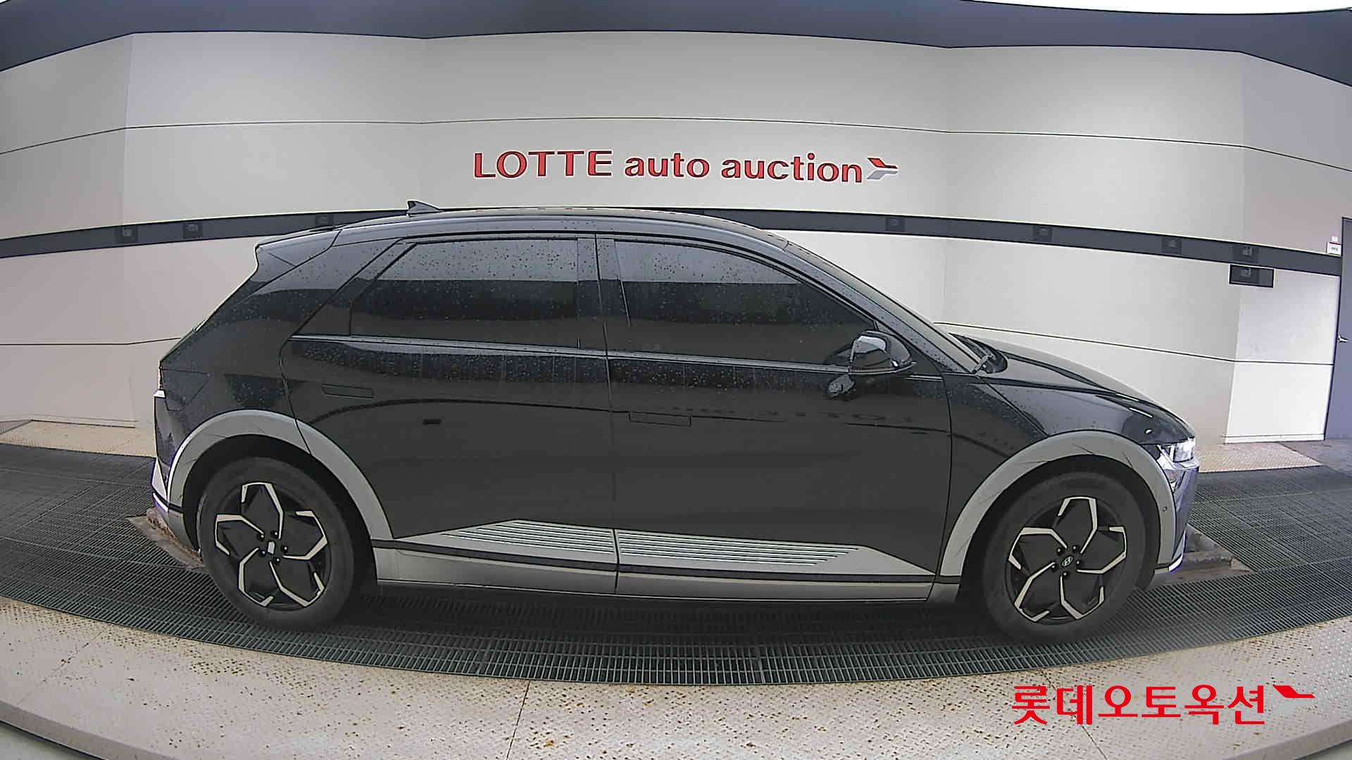 Hyundai IONIQ 5 2022 Phantom Black Pearl из Кореи, фото 3