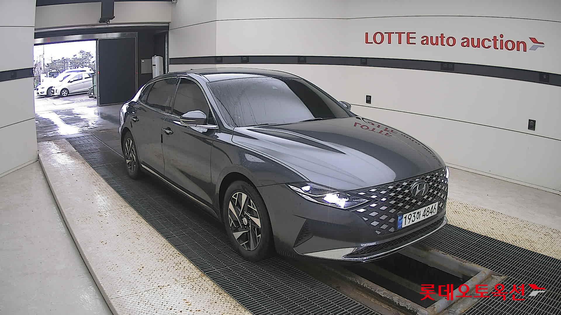 Hyundai Grandeur Hybrid 2022 Nocturne Grey Metallic из Кореи, фото 2