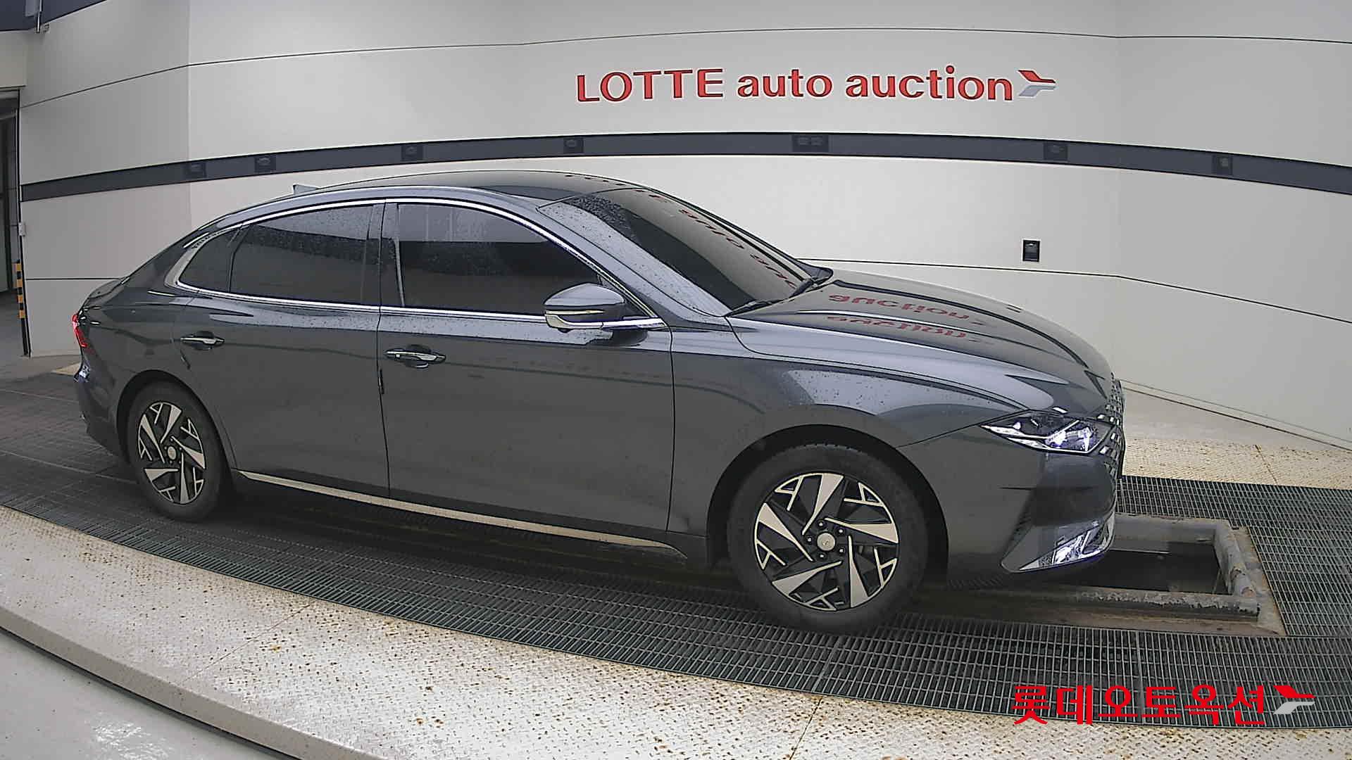 Hyundai Grandeur Hybrid id 3471617 из Кореи 17