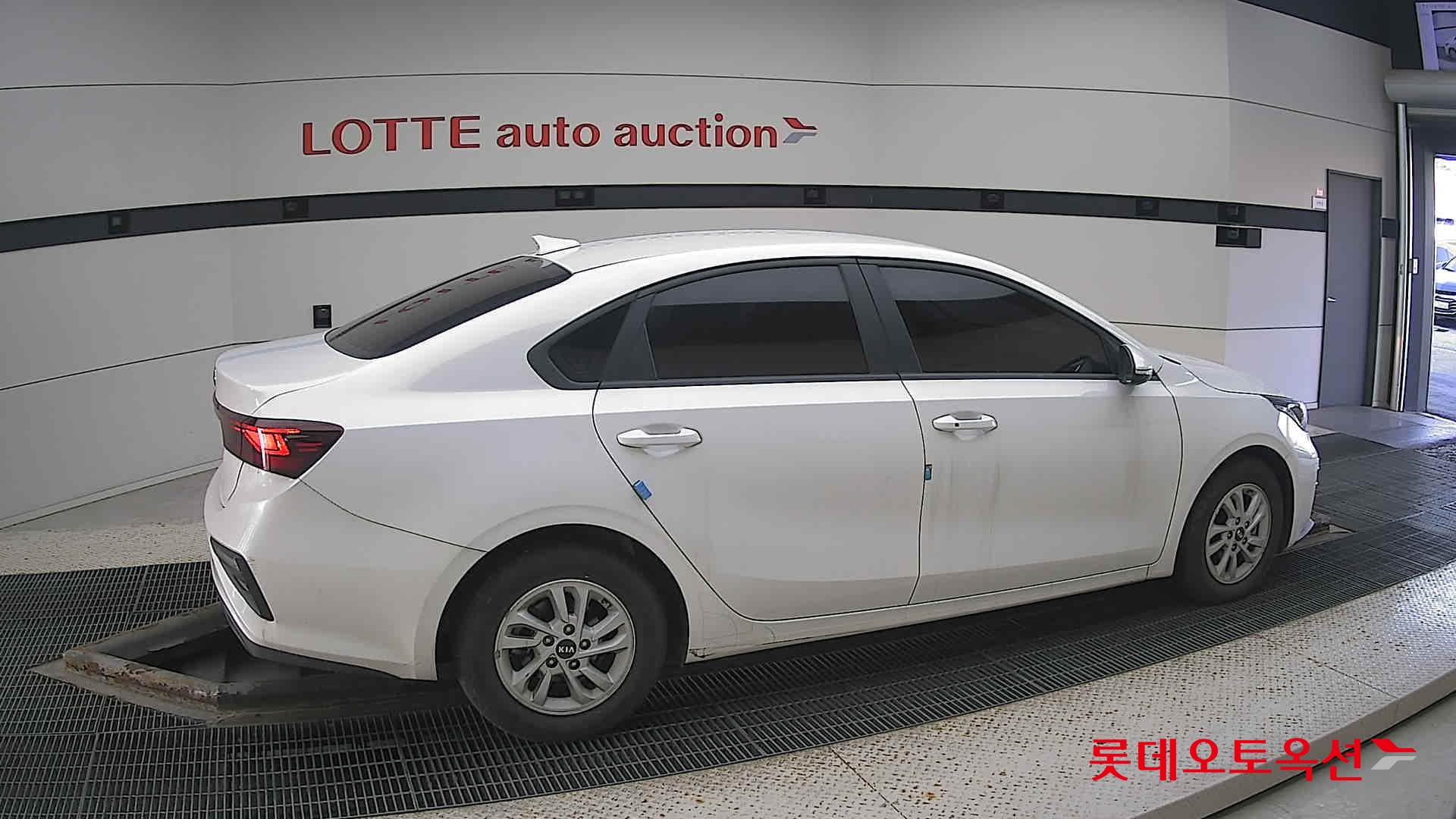 Kia K3 id 3436669 из Кореи 18