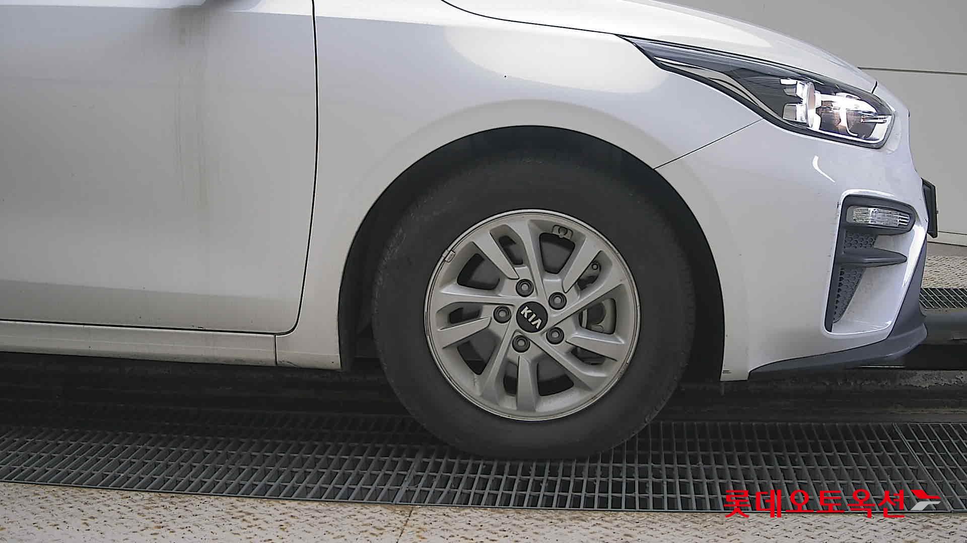 Kia K3 id 3436669 из Кореи 23