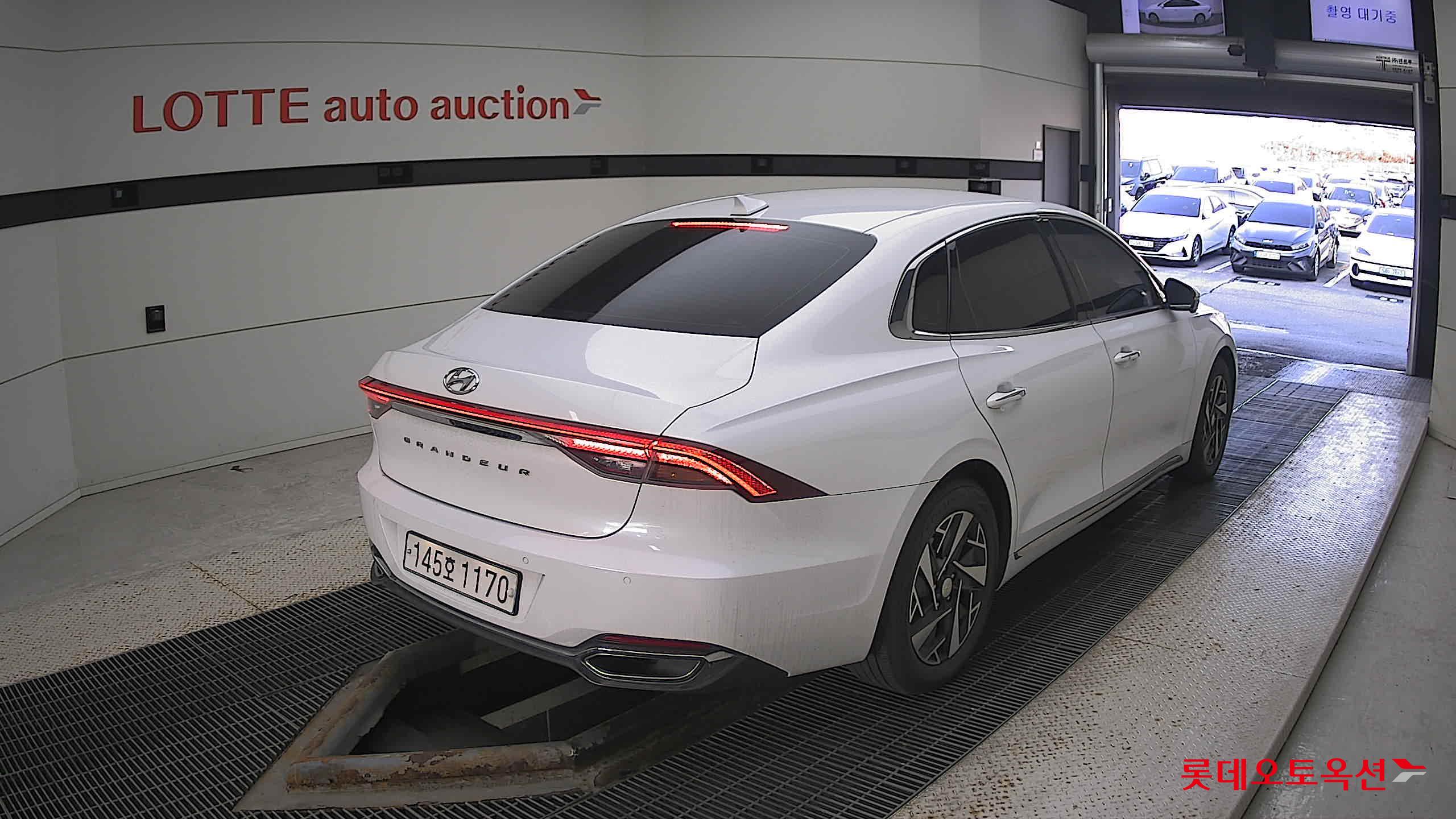 Hyundai Grandeur Hybrid 2020 White cream (optional) из Кореи, фото 4
