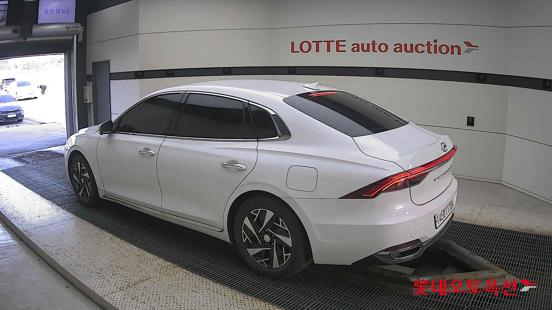 Hyundai Grandeur Hybrid id 3436615 из Кореи 10