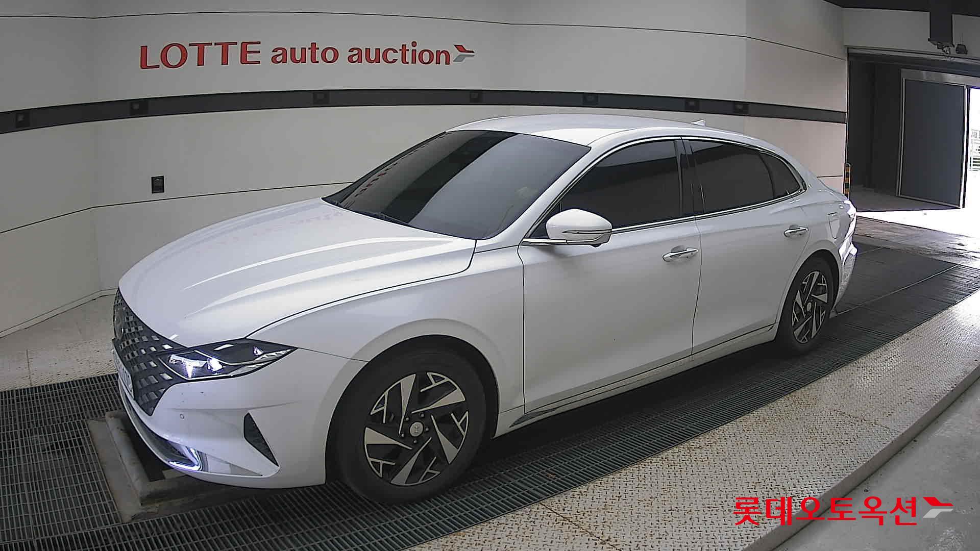 Hyundai Grandeur Hybrid id 3436615 из Кореи 13