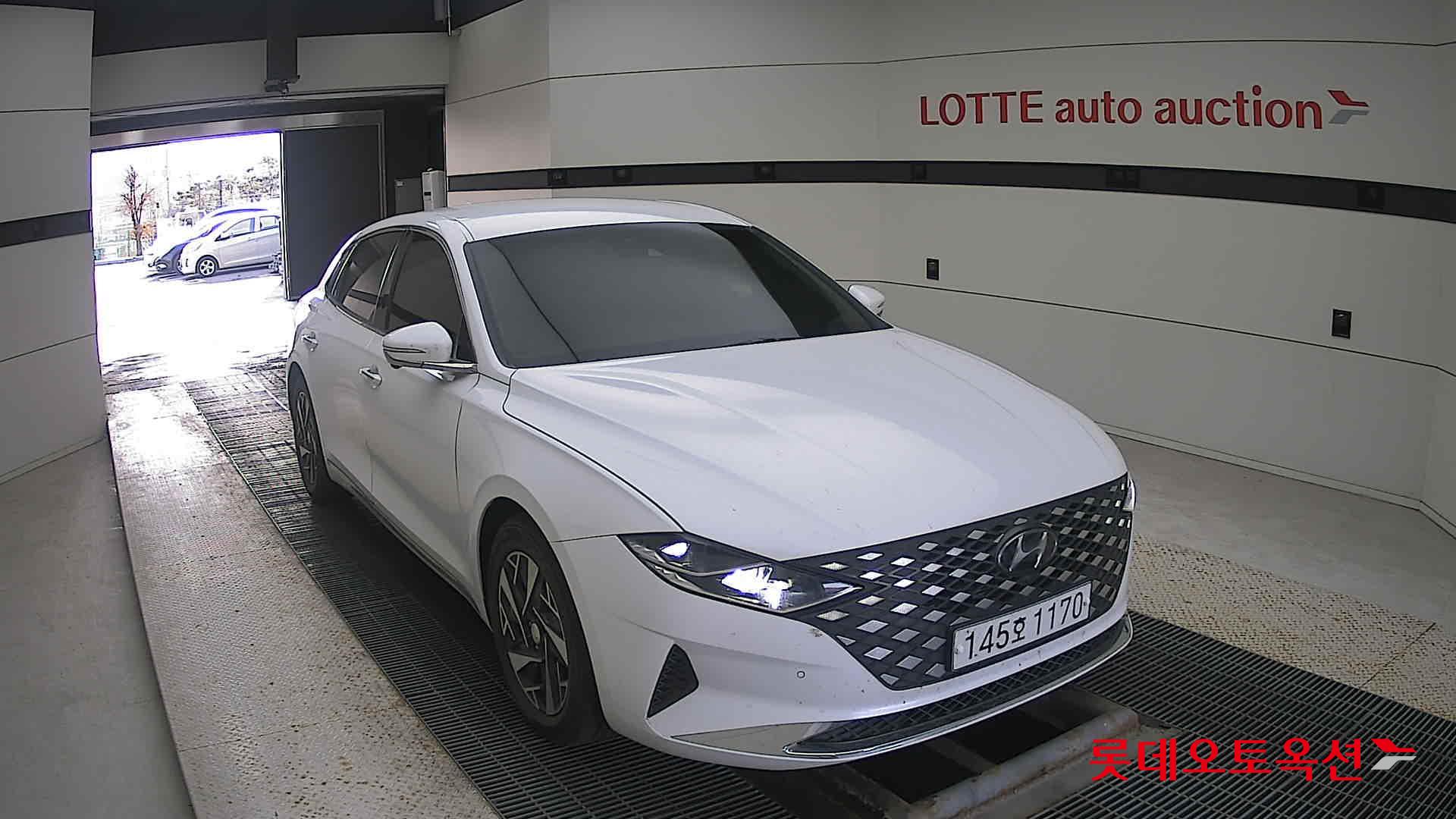 Hyundai Grandeur Hybrid id 3436615 из Кореи 15