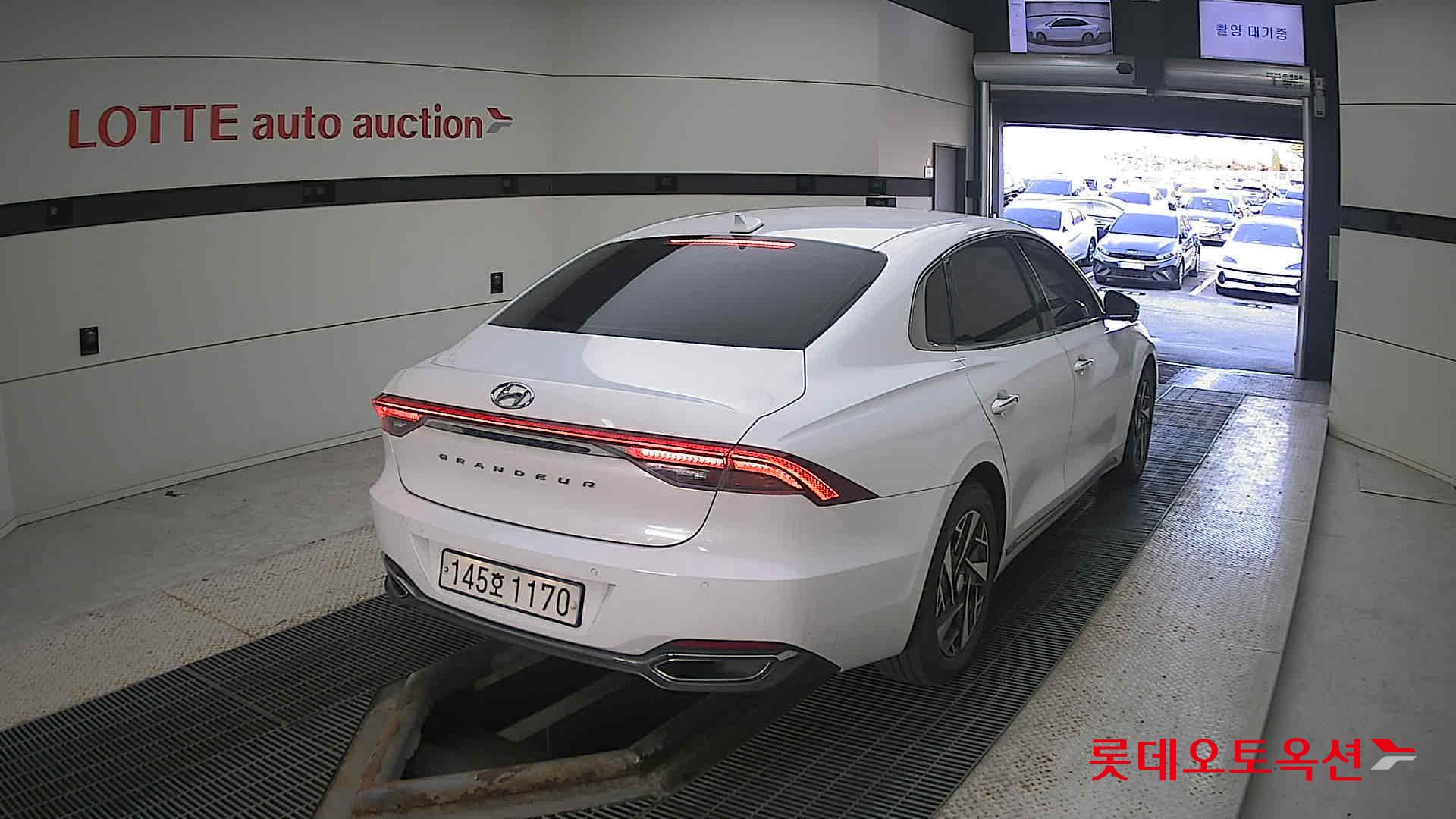 Hyundai Grandeur Hybrid id 3436615 из Кореи 20