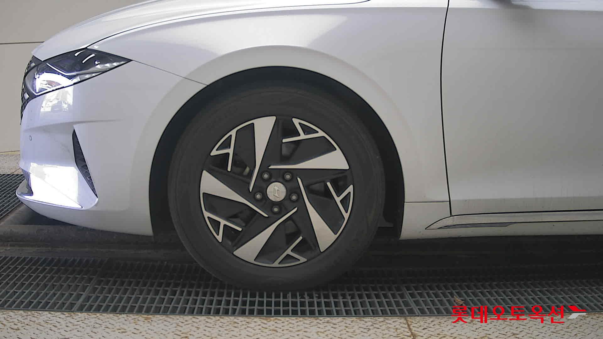 Hyundai Grandeur Hybrid id 3436615 из Кореи 21