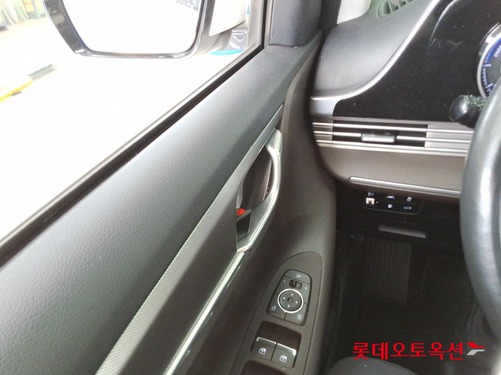 Hyundai Grandeur Hybrid id 3436615 из Кореи 28