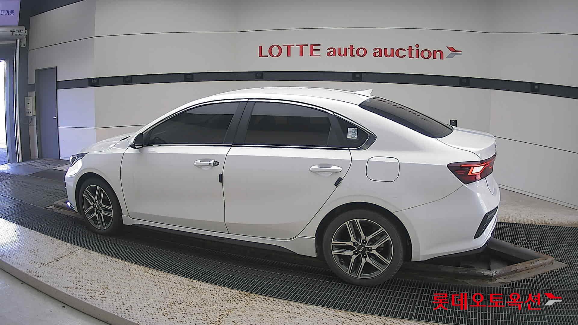 Kia K3 id 3476482 из Кореи 11