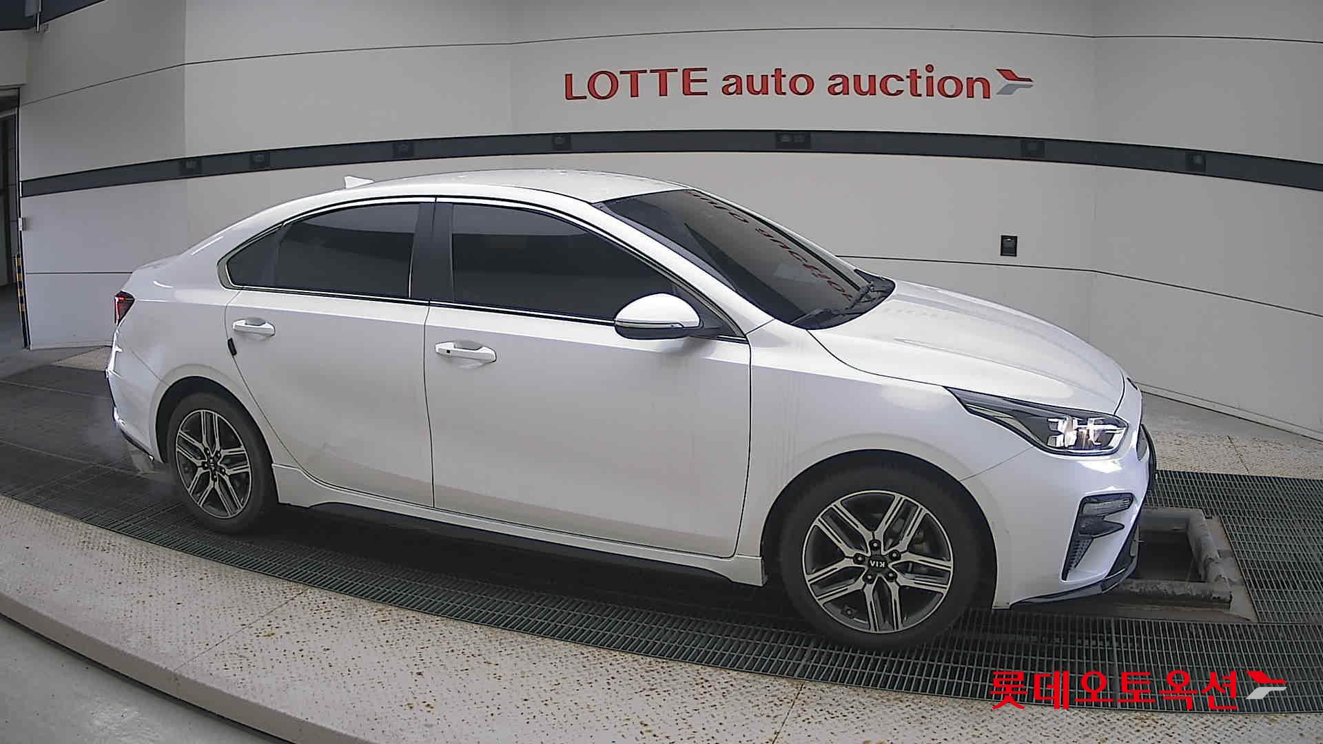 Kia K3 id 3476482 из Кореи 17