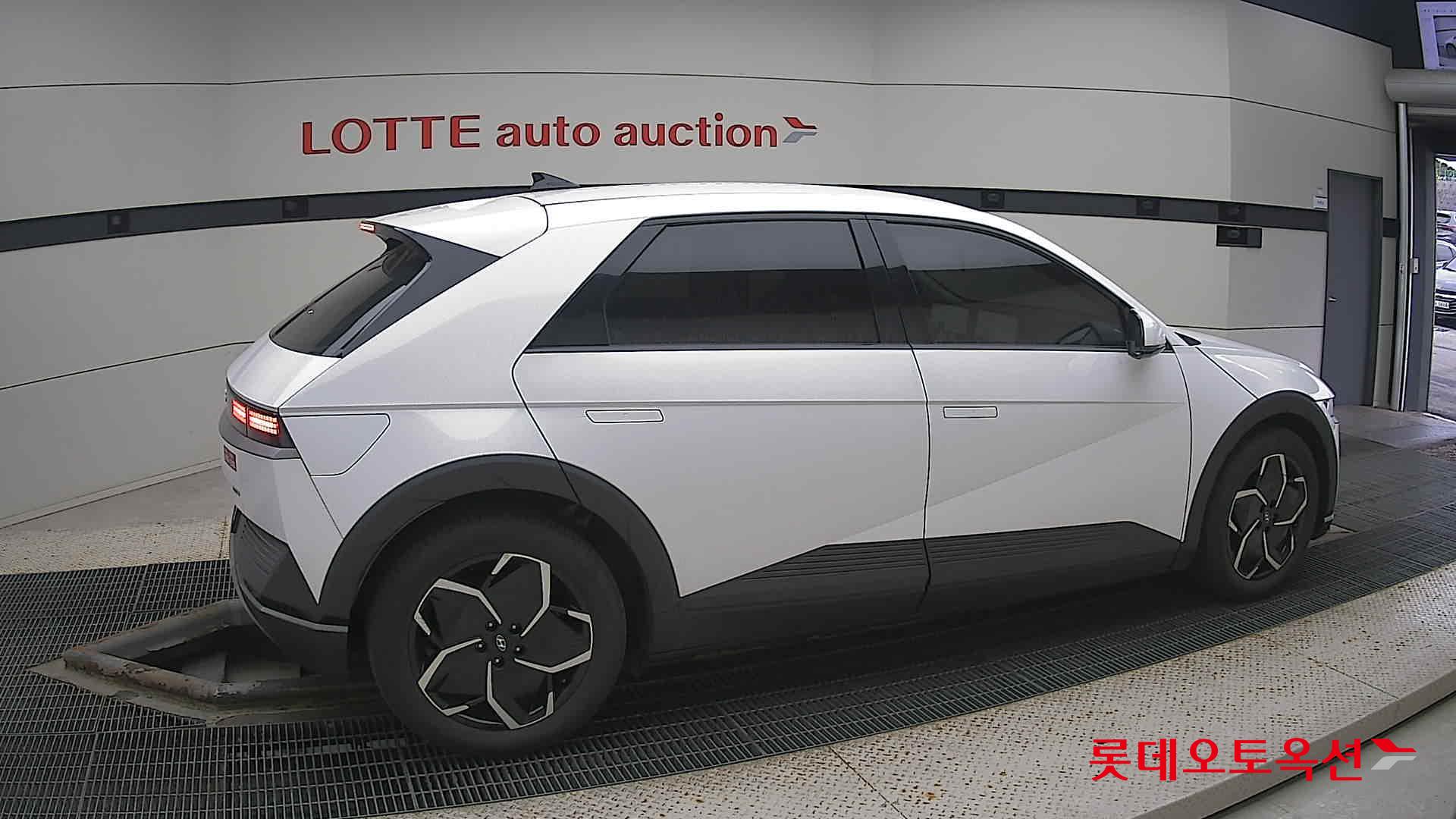 Hyundai IONIQ 5 id 3466812 из Кореи 18