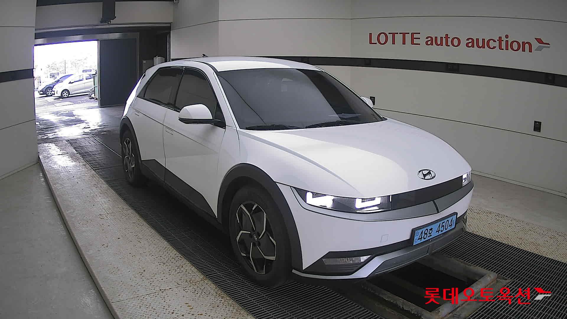 Hyundai IONIQ 5 2022 Atlas White из Кореи, фото 2