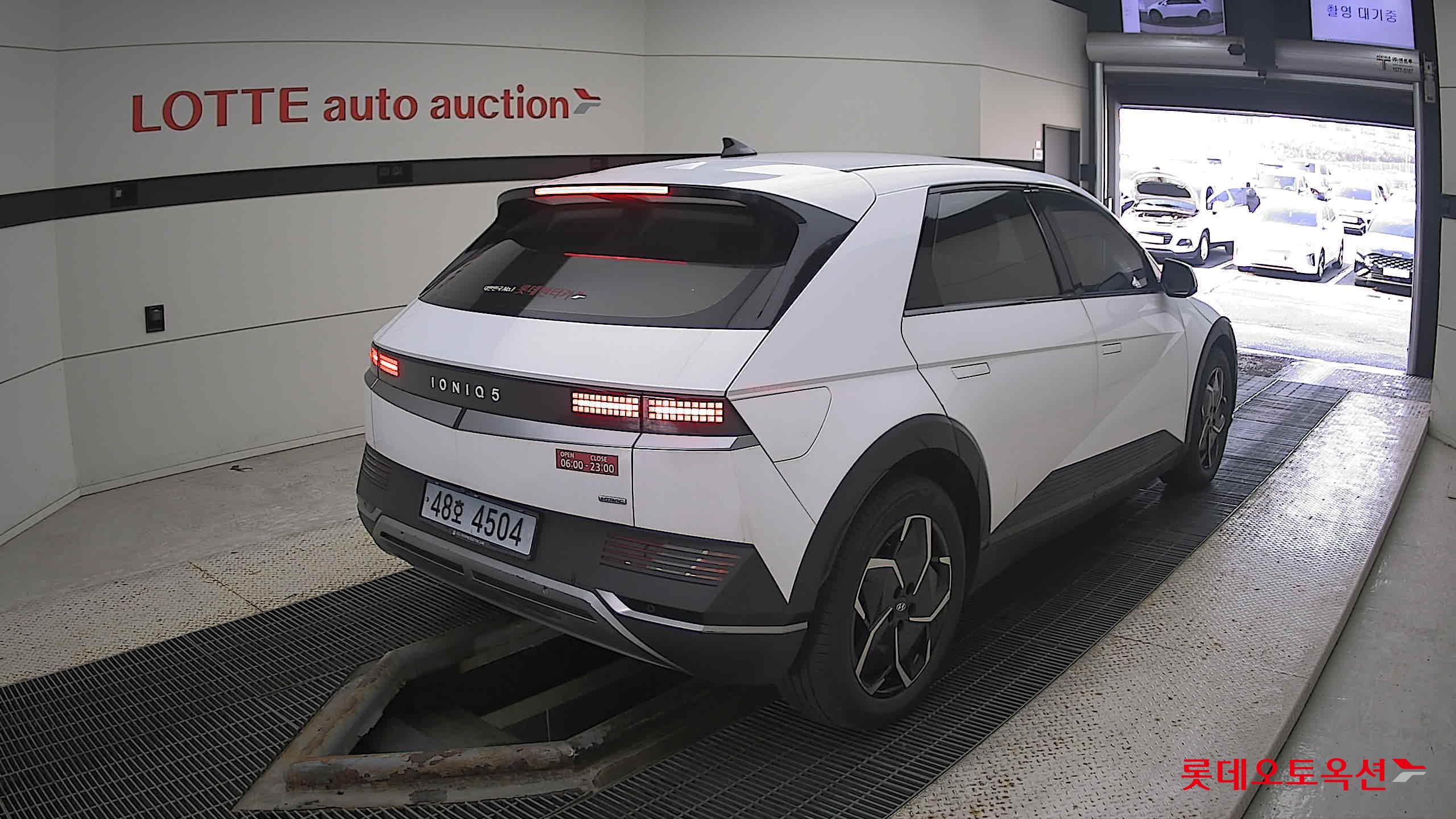 Hyundai IONIQ 5 2022 Atlas White из Кореи, фото 4