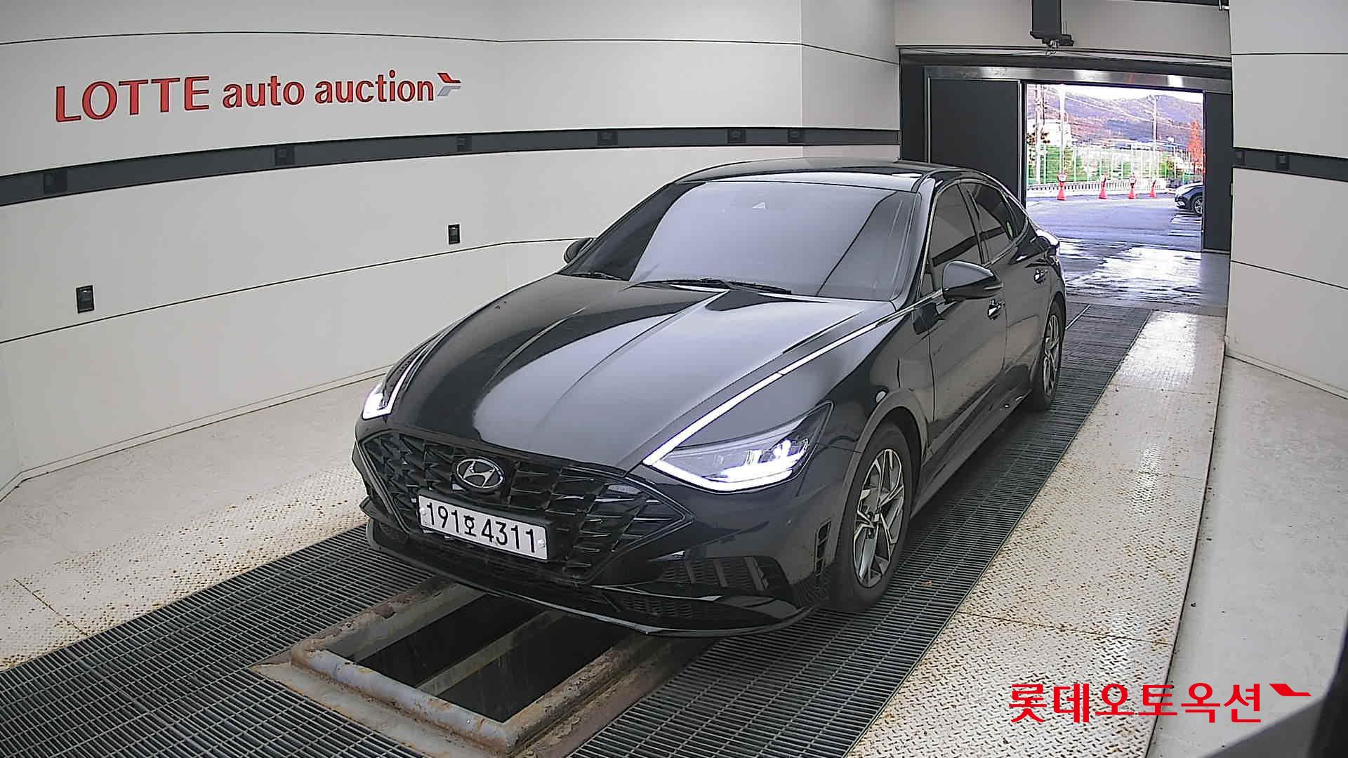Hyundai Sonata 2022 Midnight Black Pearl из Кореи
